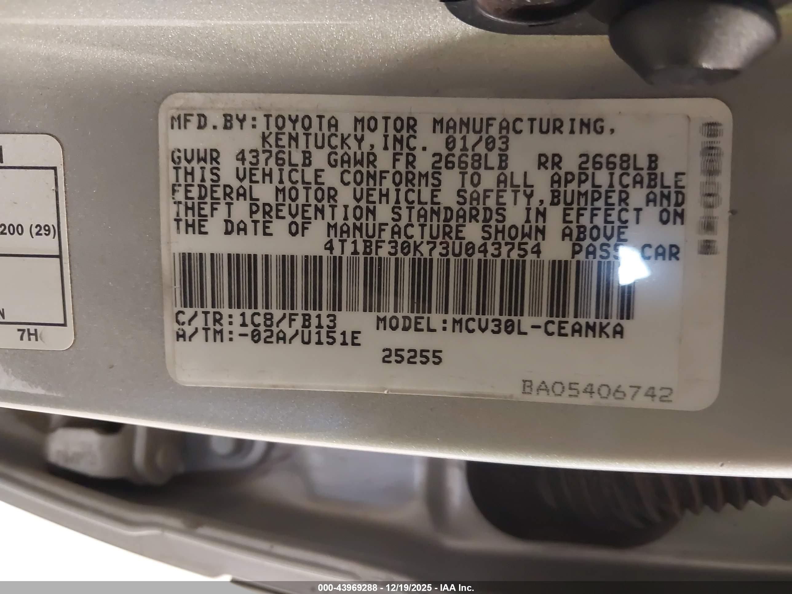 TOYOTA CAMRY image 9