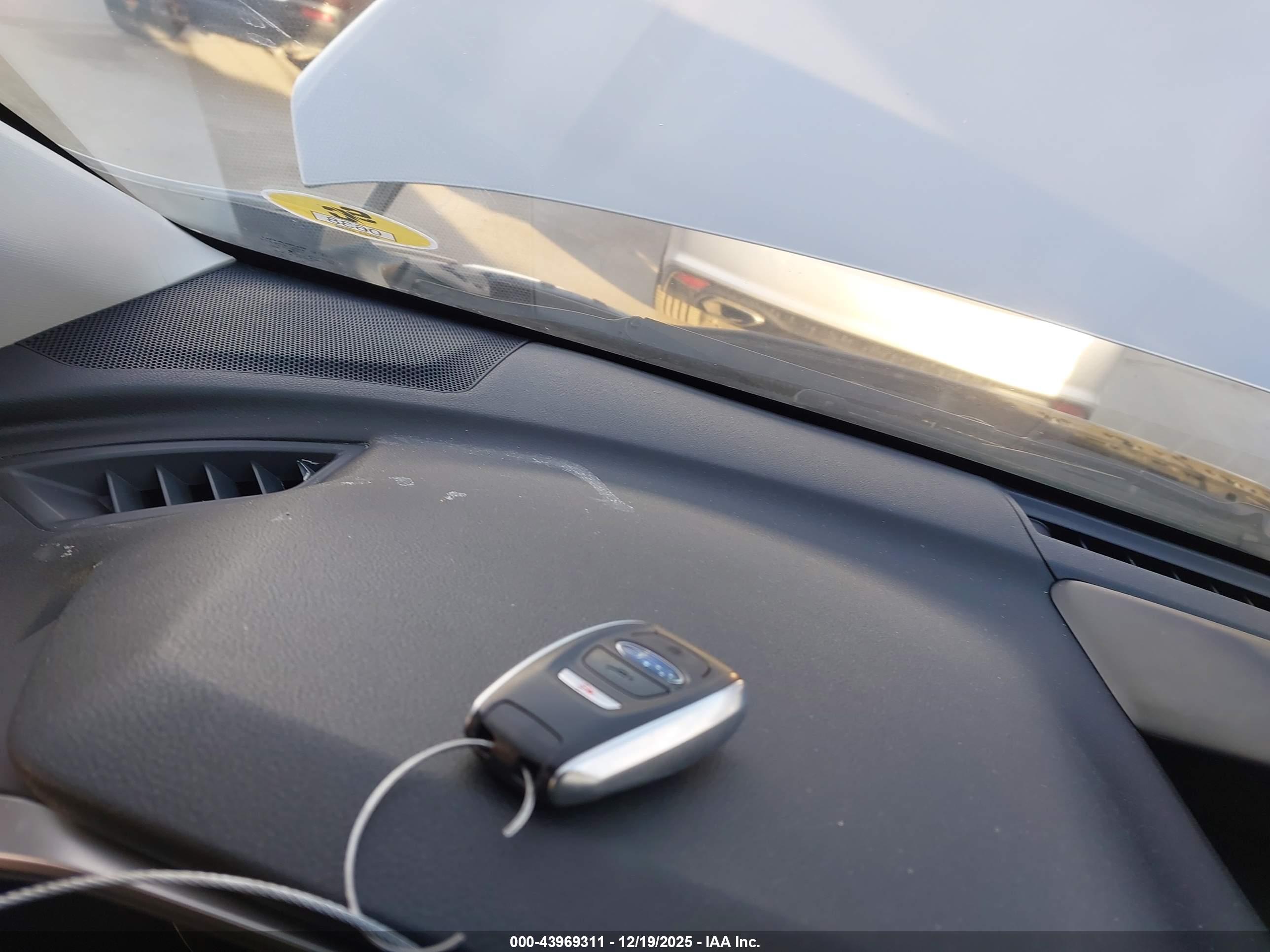 SUBARU CROSSTREK image 11