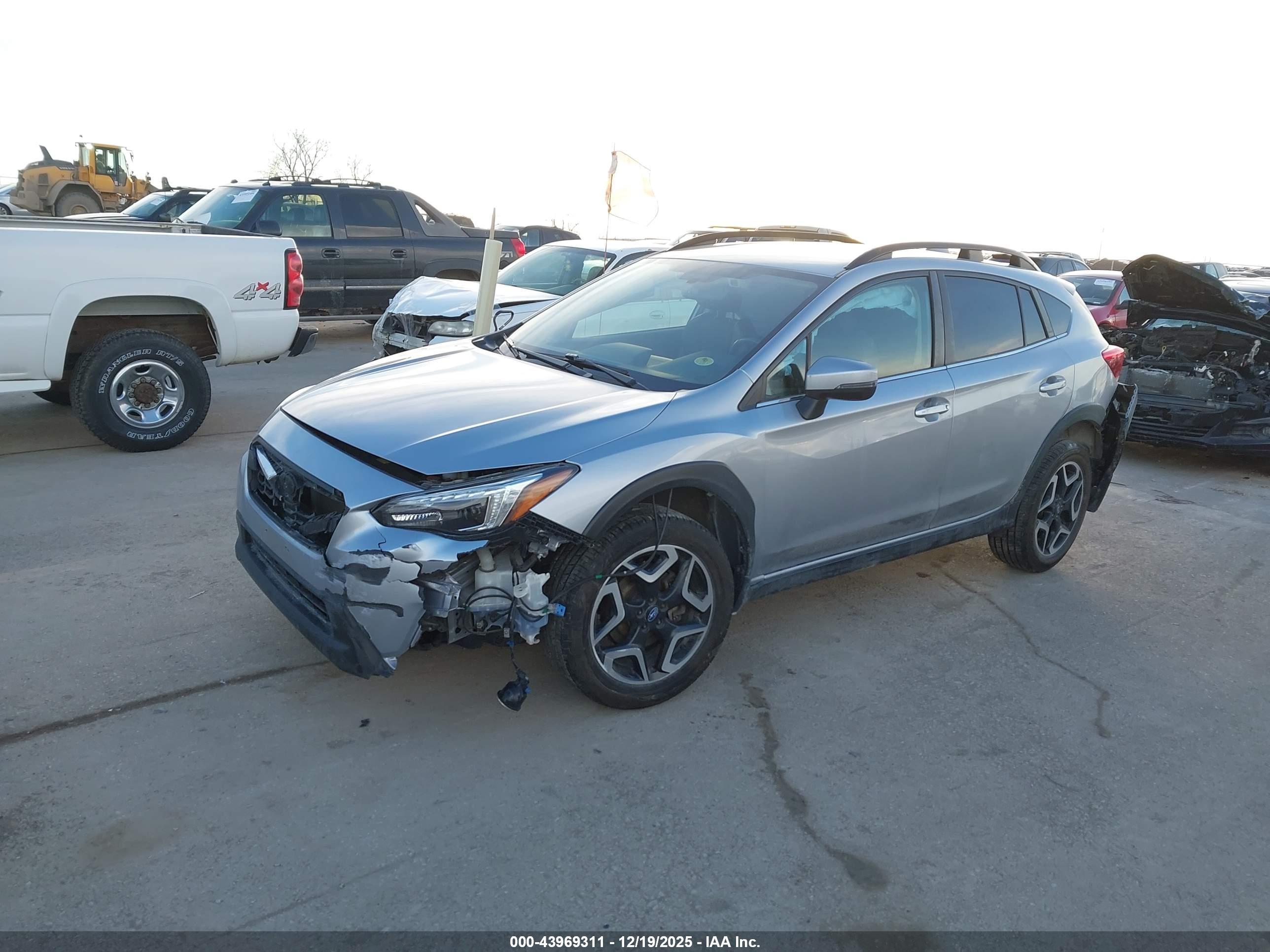 SUBARU CROSSTREK image 2