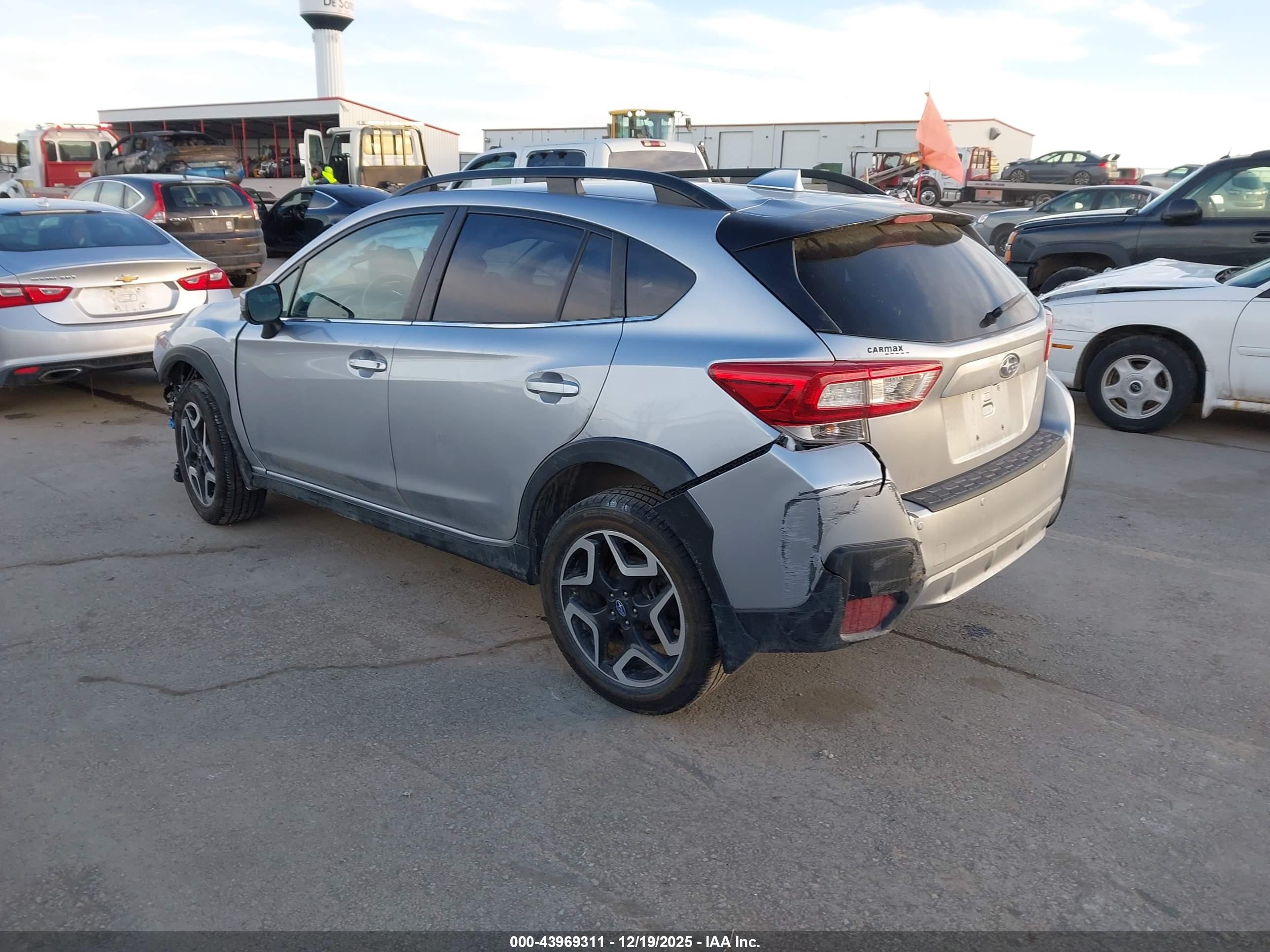 SUBARU CROSSTREK image 3