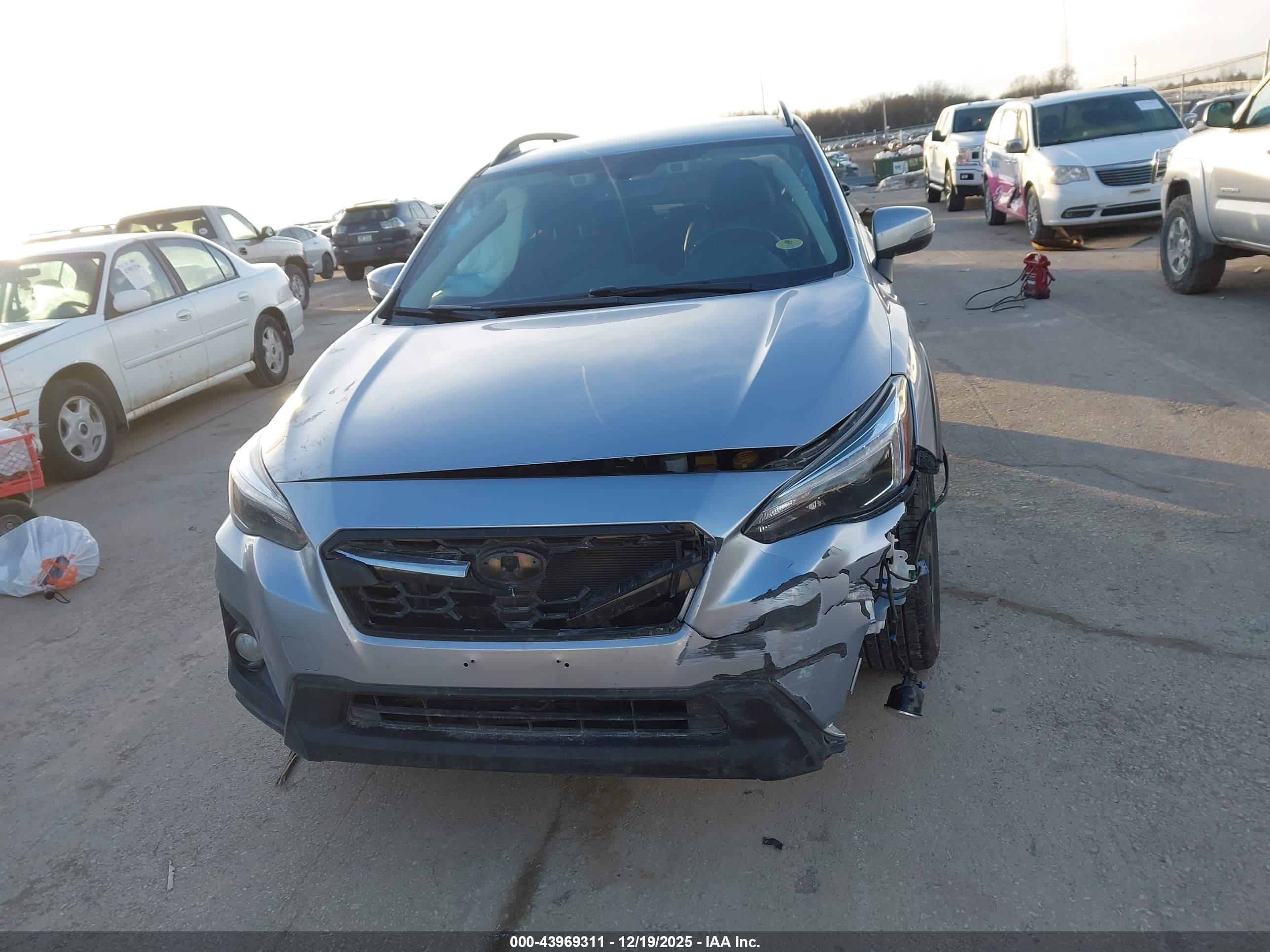SUBARU CROSSTREK image 6