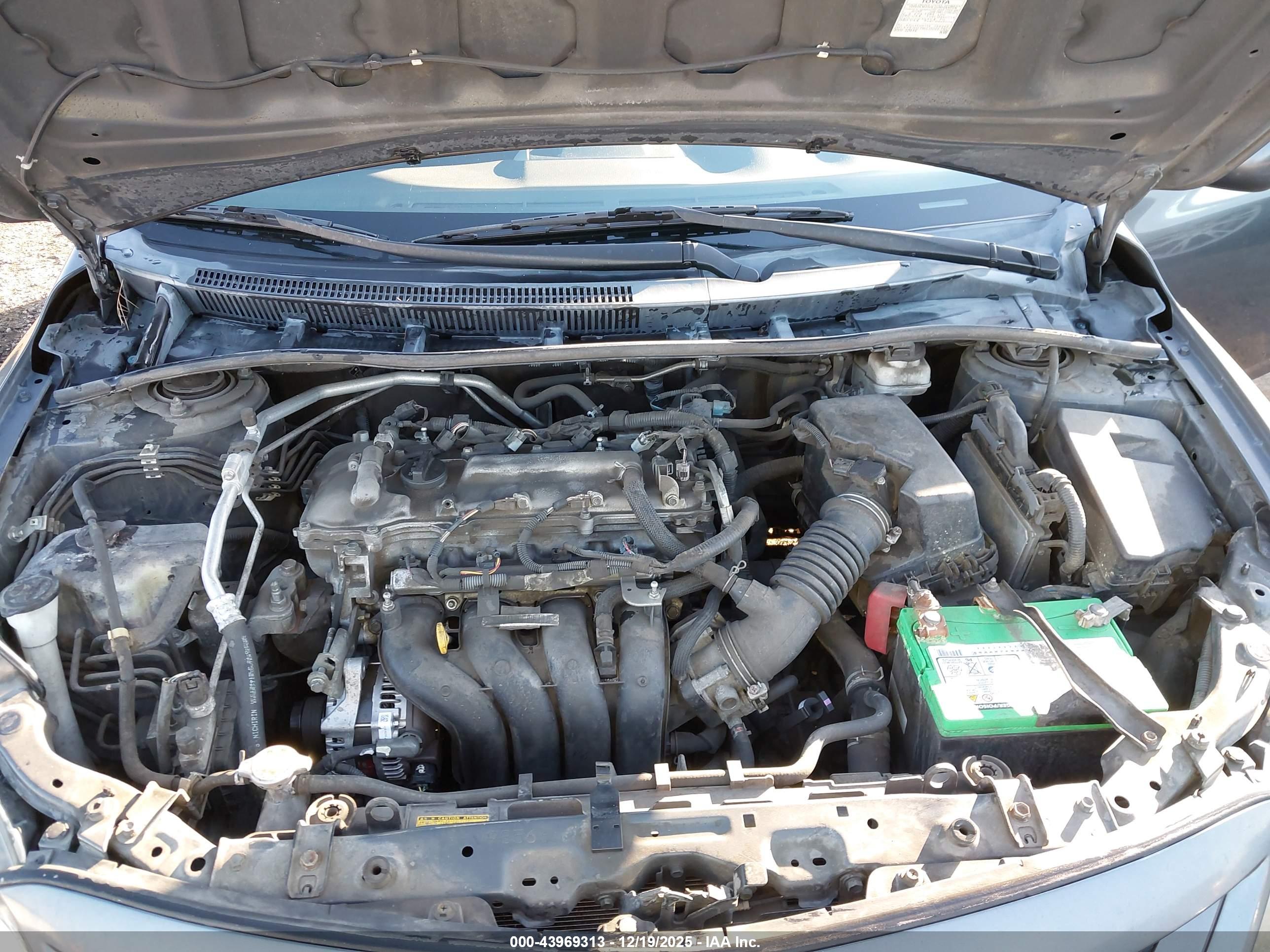 TOYOTA COROLLA image 10