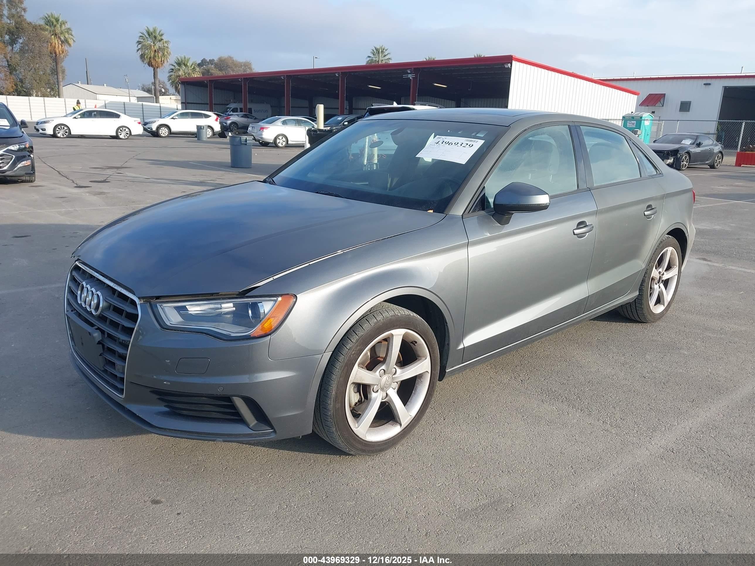 AUDI A3 image 2