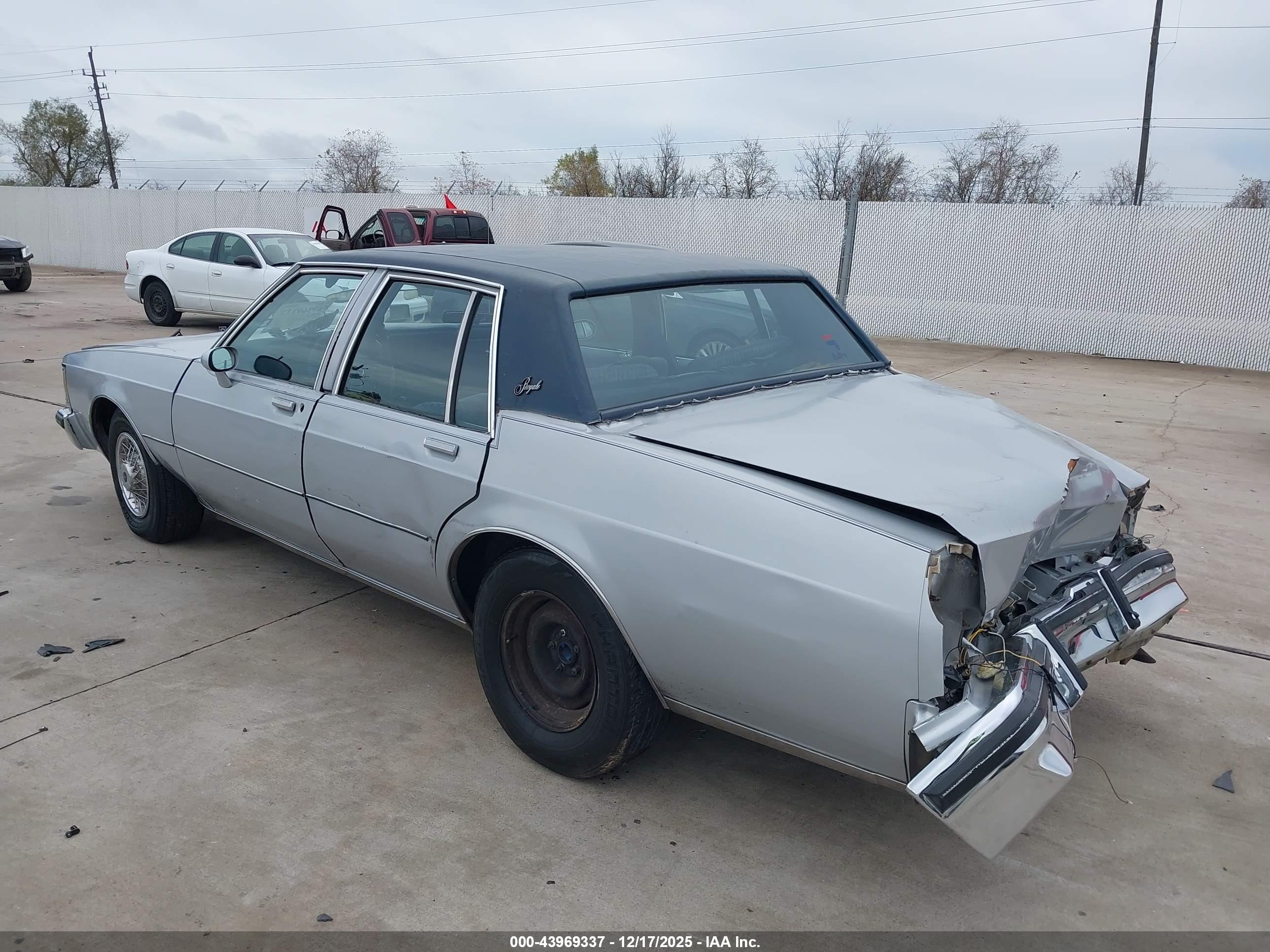 OLDSMOBILE DELTA image 3