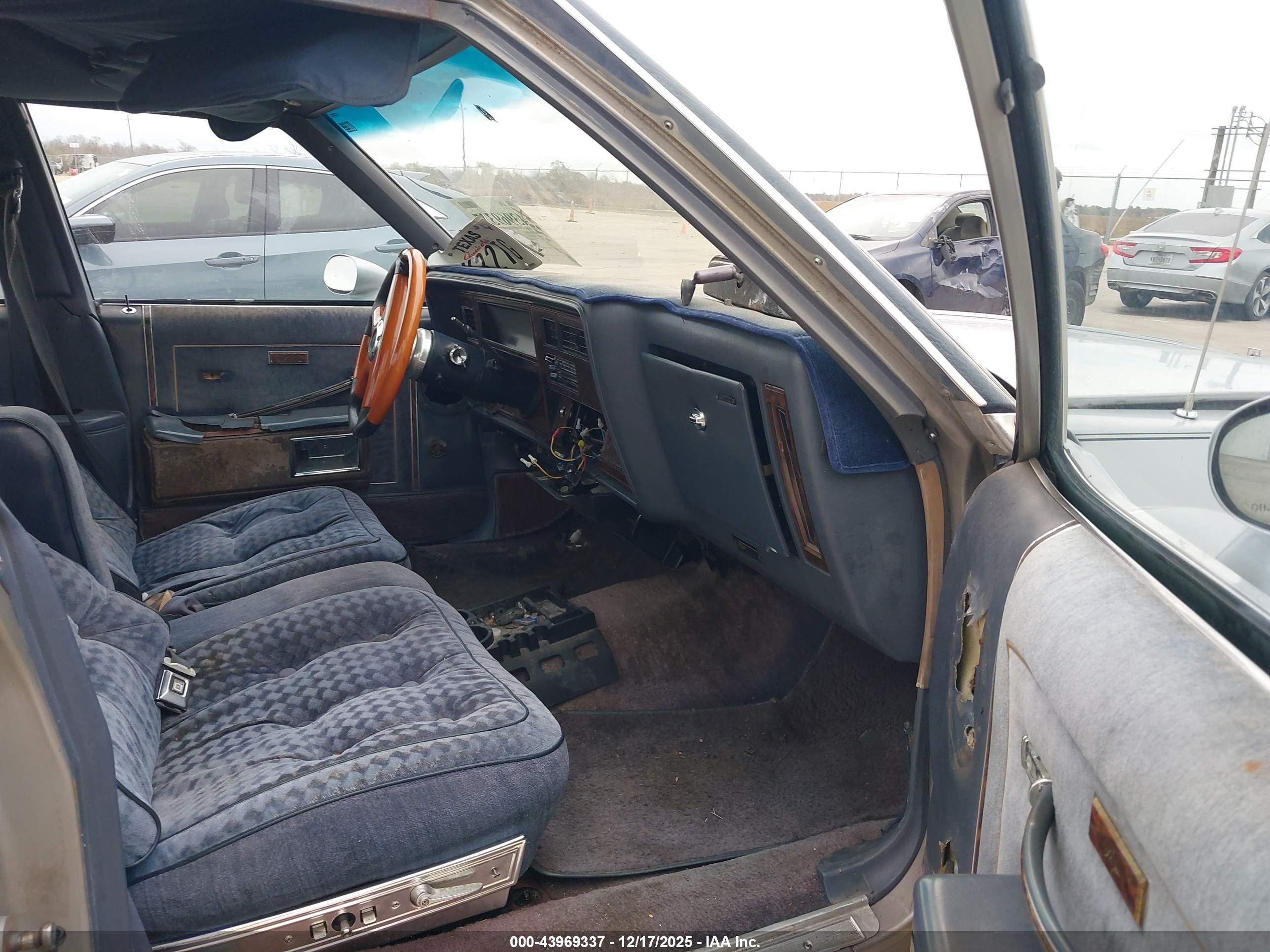 OLDSMOBILE DELTA image 5