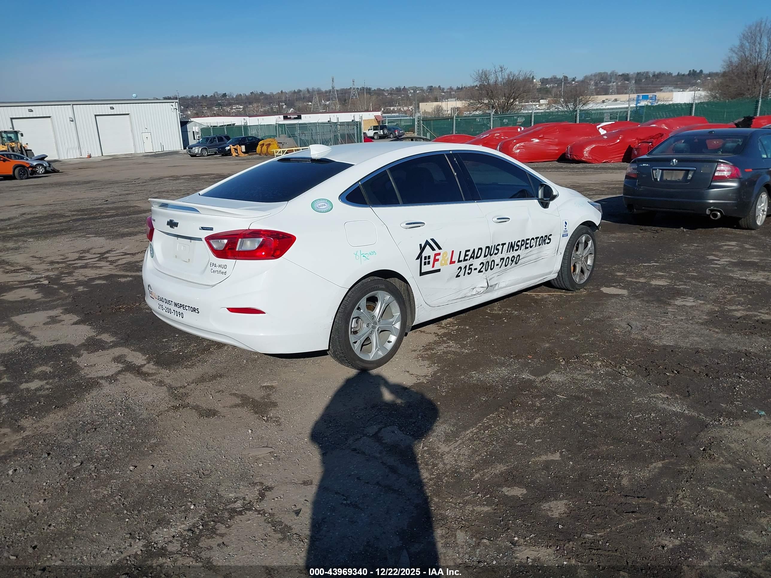 CHEVROLET CRUZE image 4