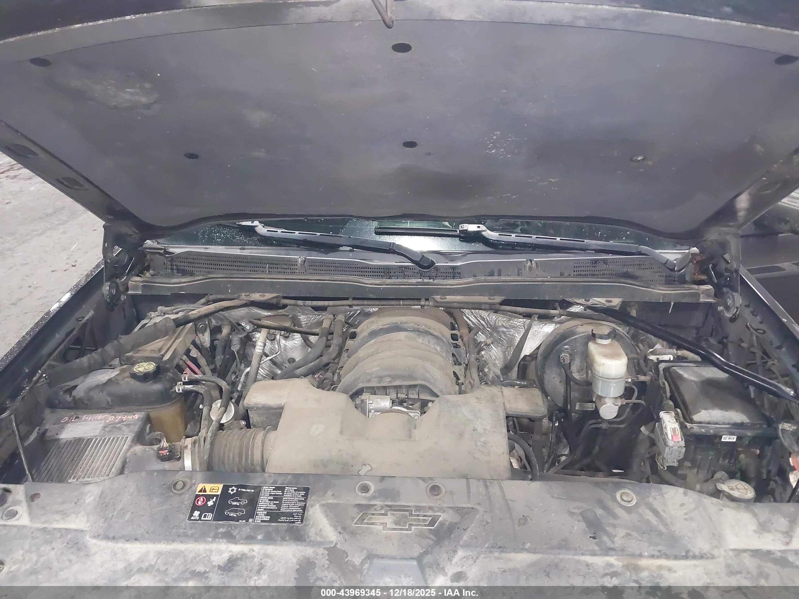 CHEVROLET SILVERADO image 10