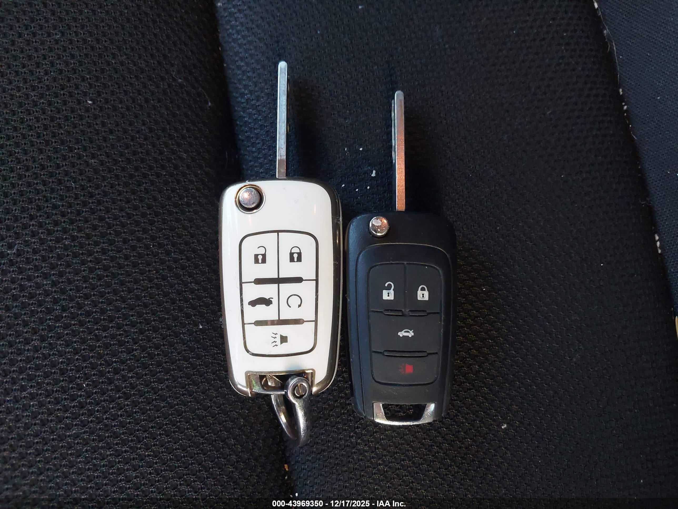 CHEVROLET CRUZE image 11