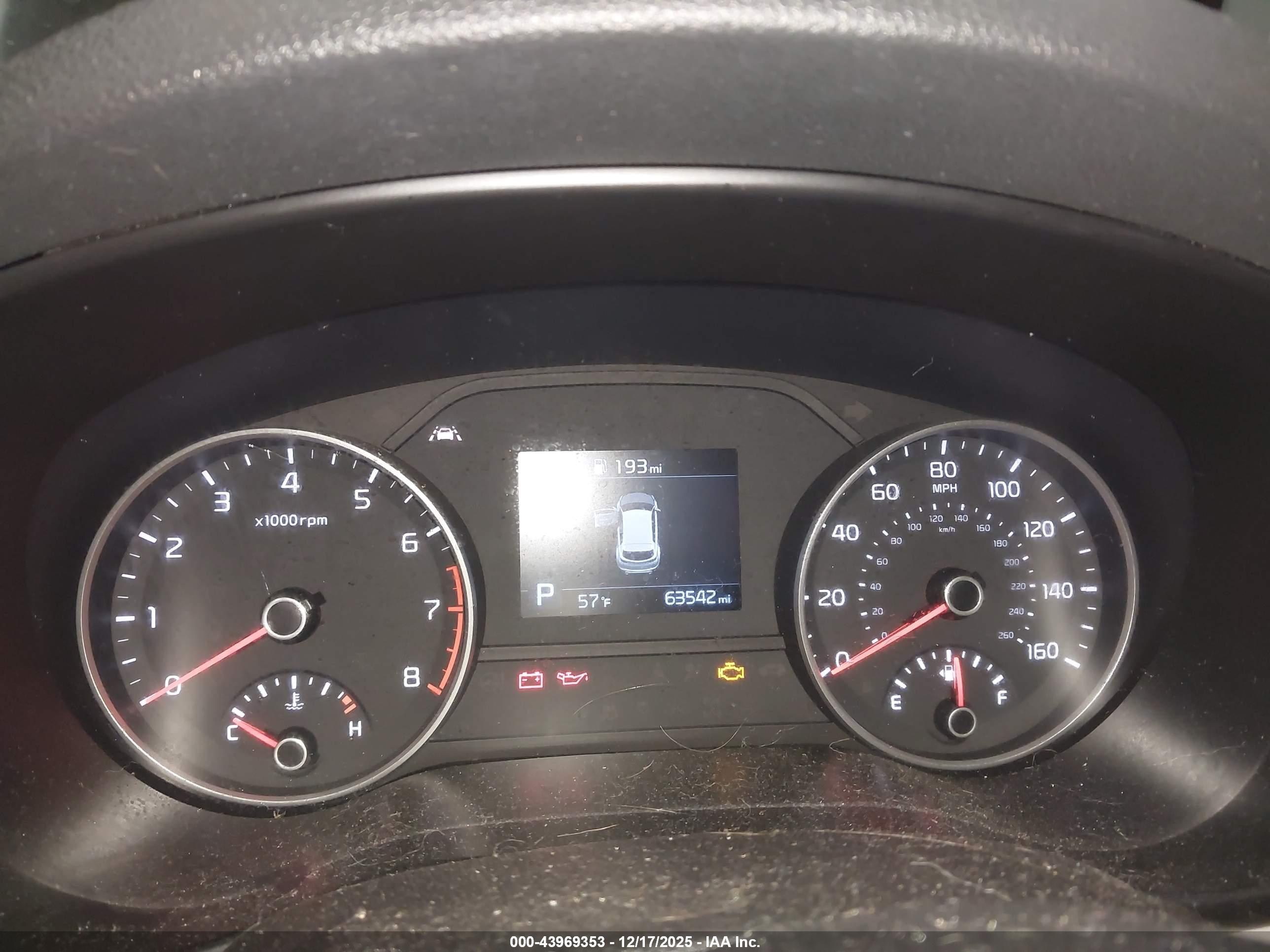 KIA SPORTAGE image 7