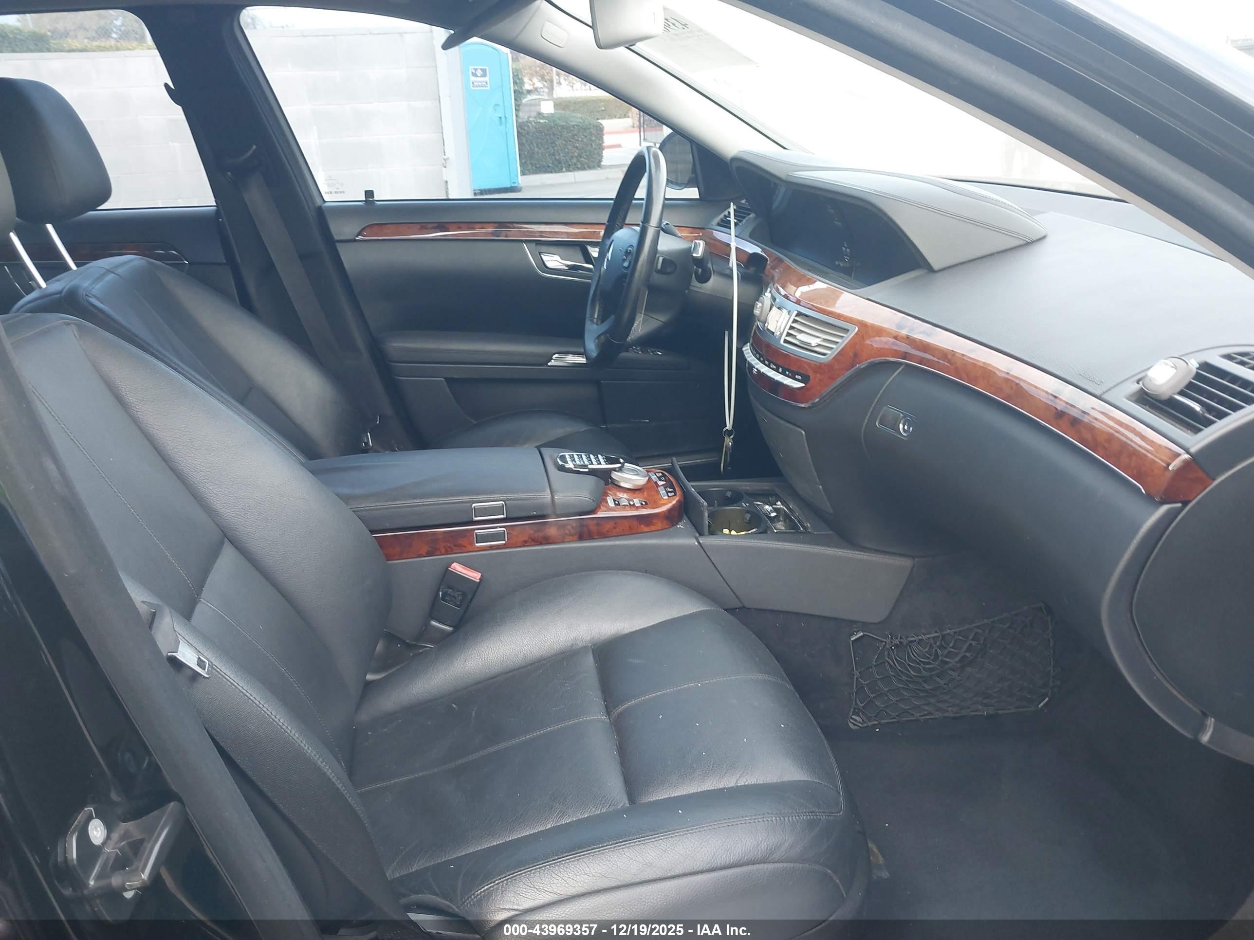 MERCEDES-BENZ S image 5