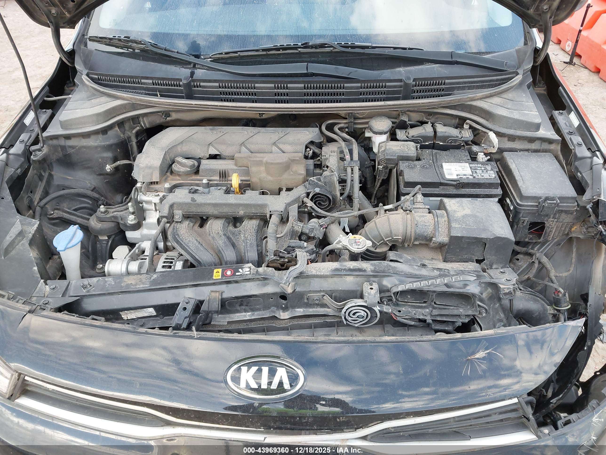 KIA RIO image 10