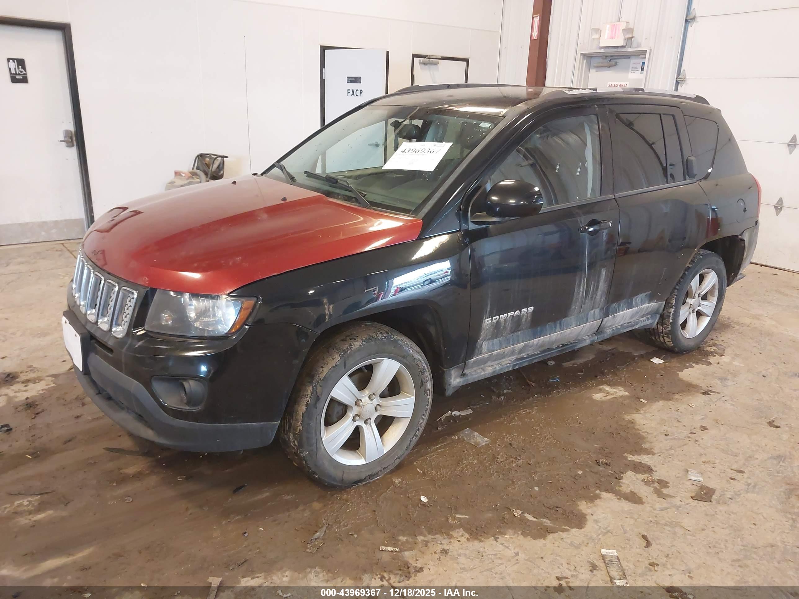 JEEP COMPASS image 2