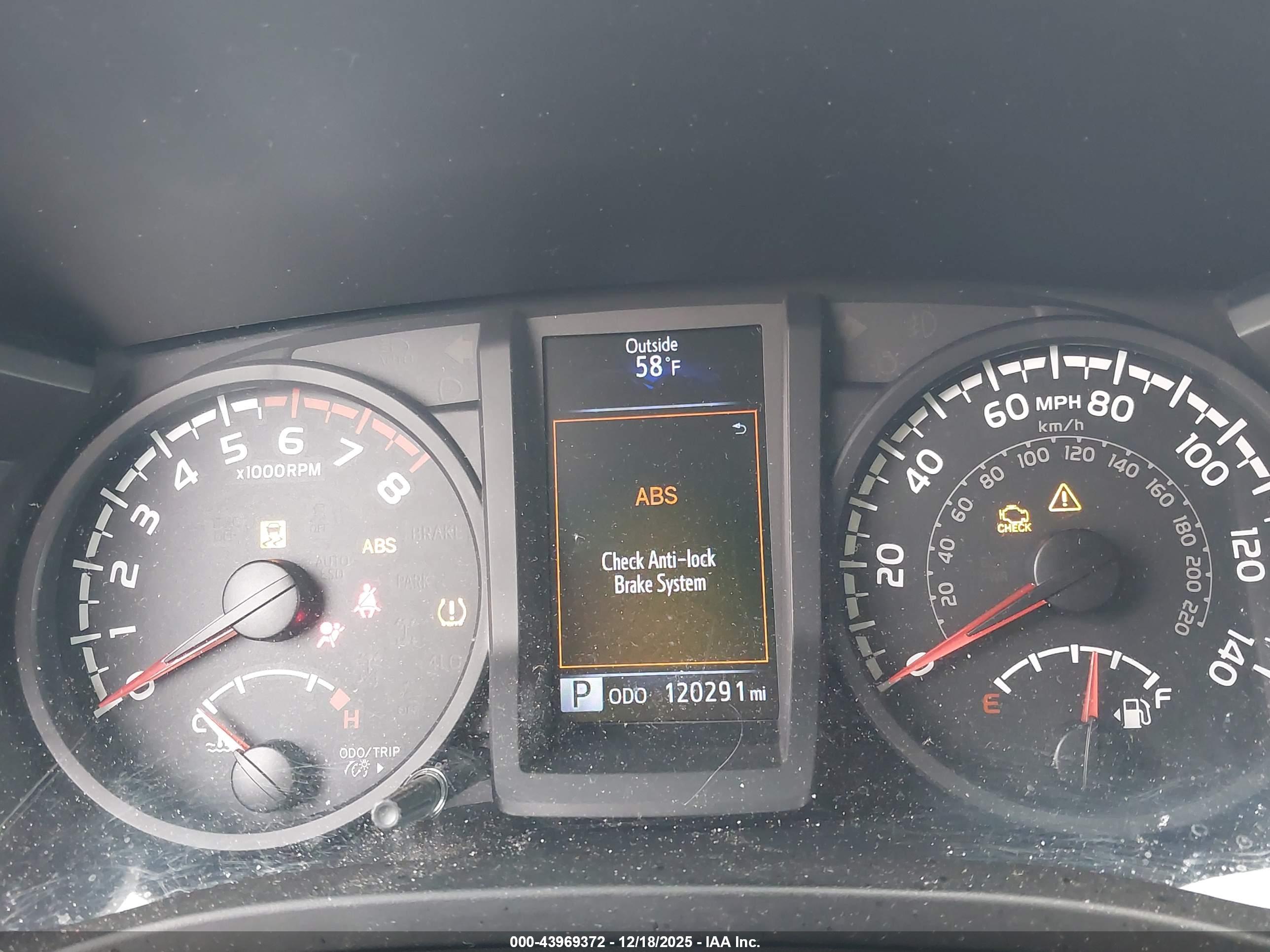TOYOTA TACOMA image 7