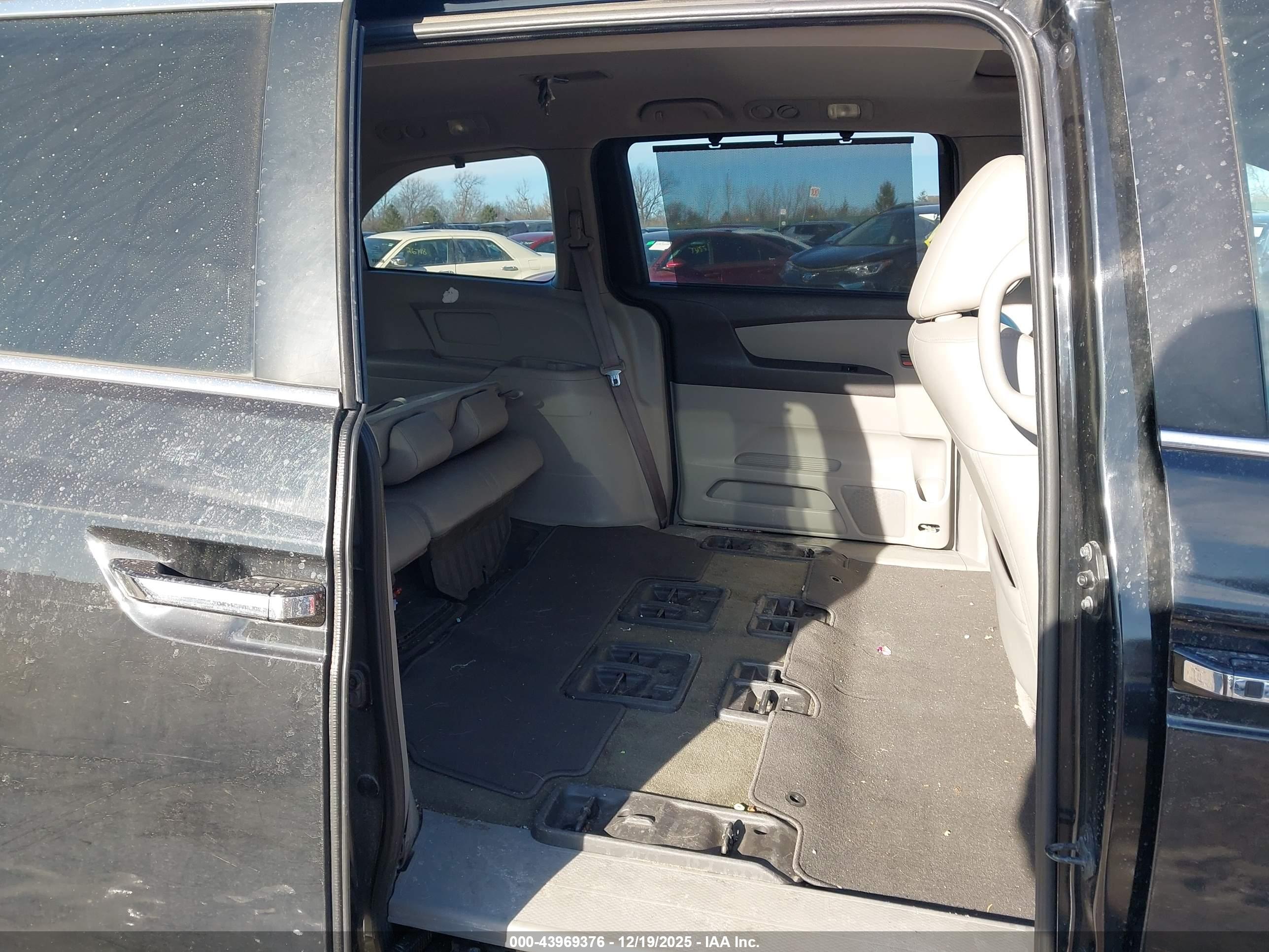 HONDA ODYSSEY image 8