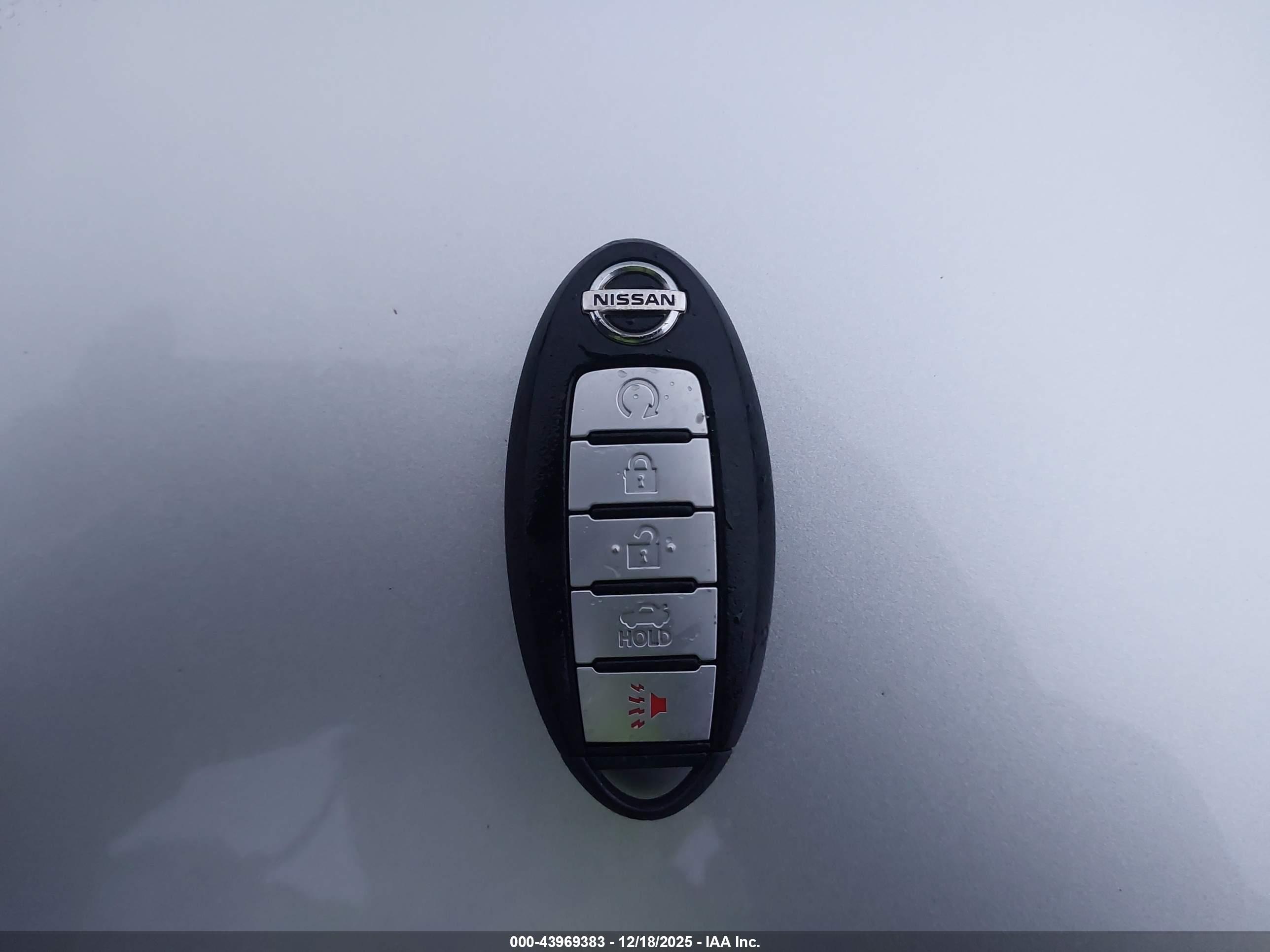 NISSAN ALTIMA image 11