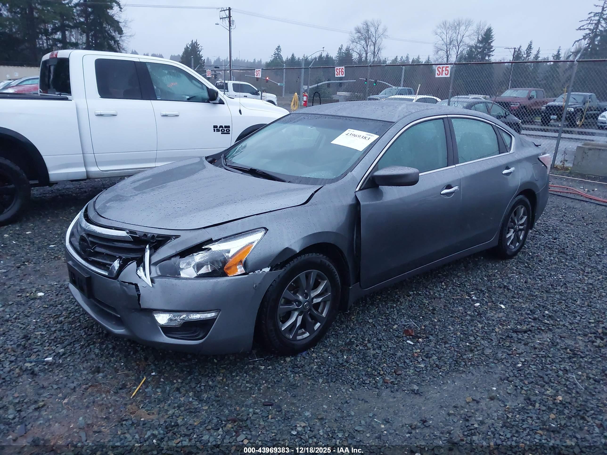 NISSAN ALTIMA image 2