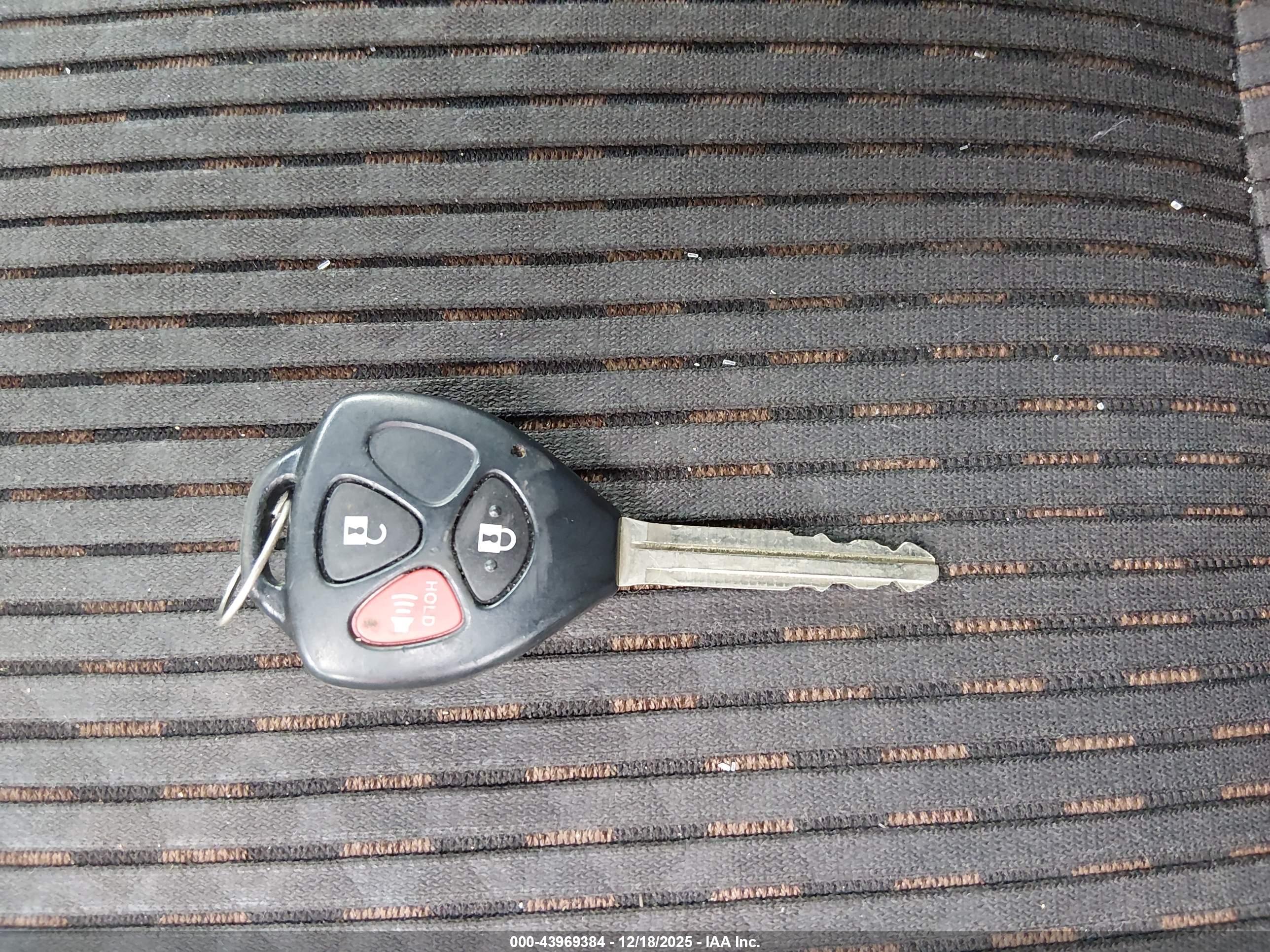 TOYOTA 4RUNNER image 11
