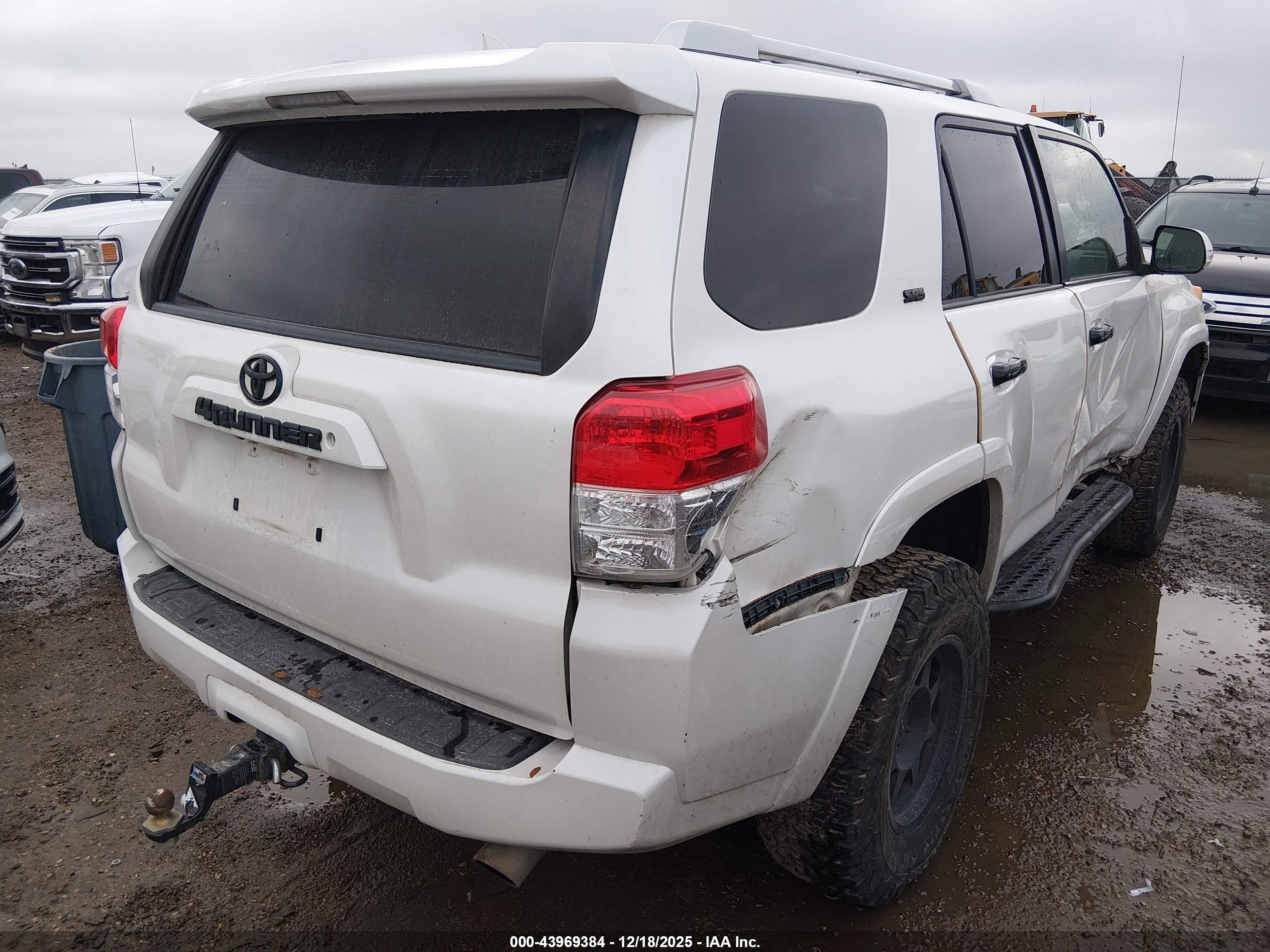 TOYOTA 4RUNNER image 4