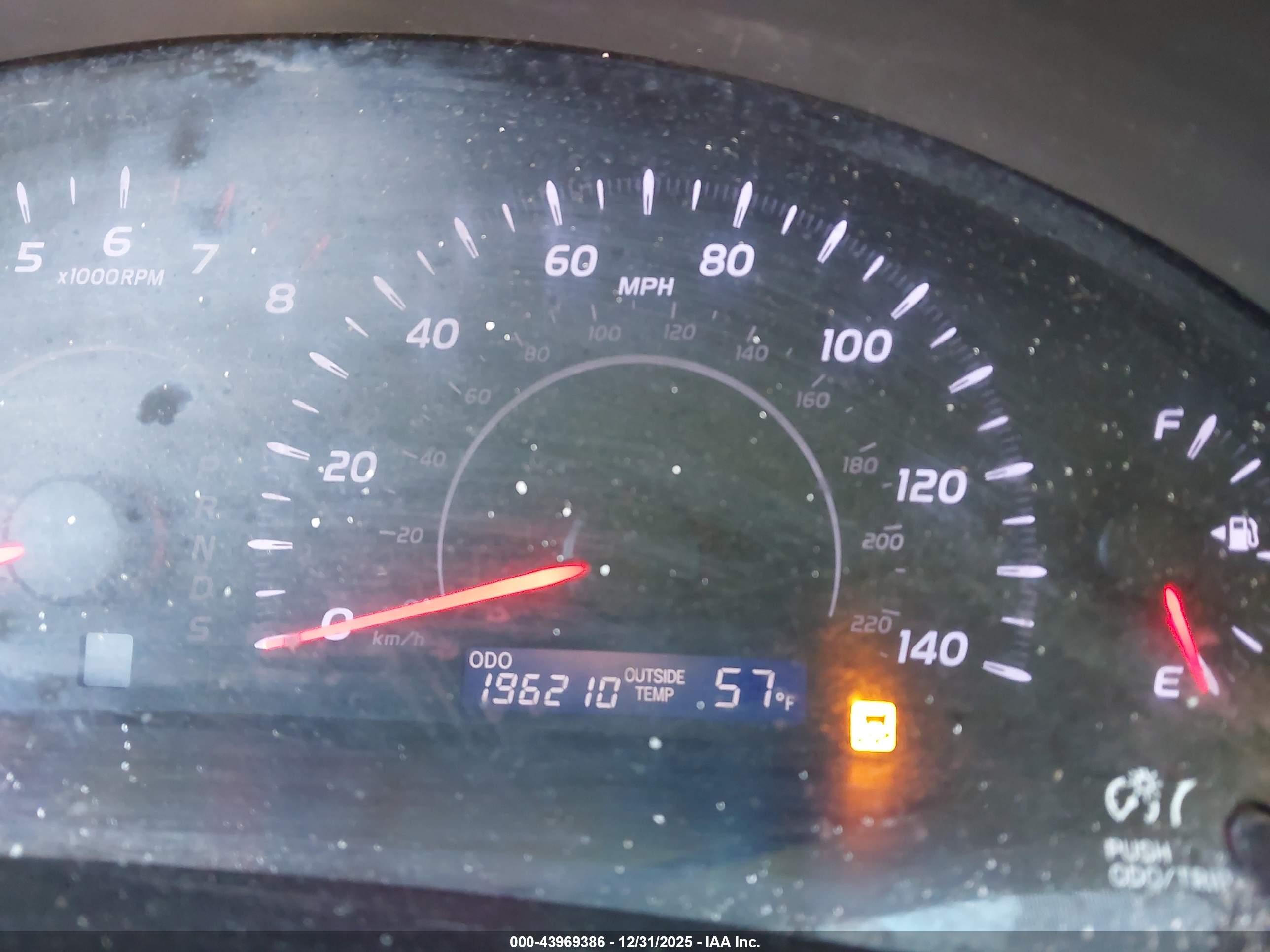 TOYOTA CAMRY image 7