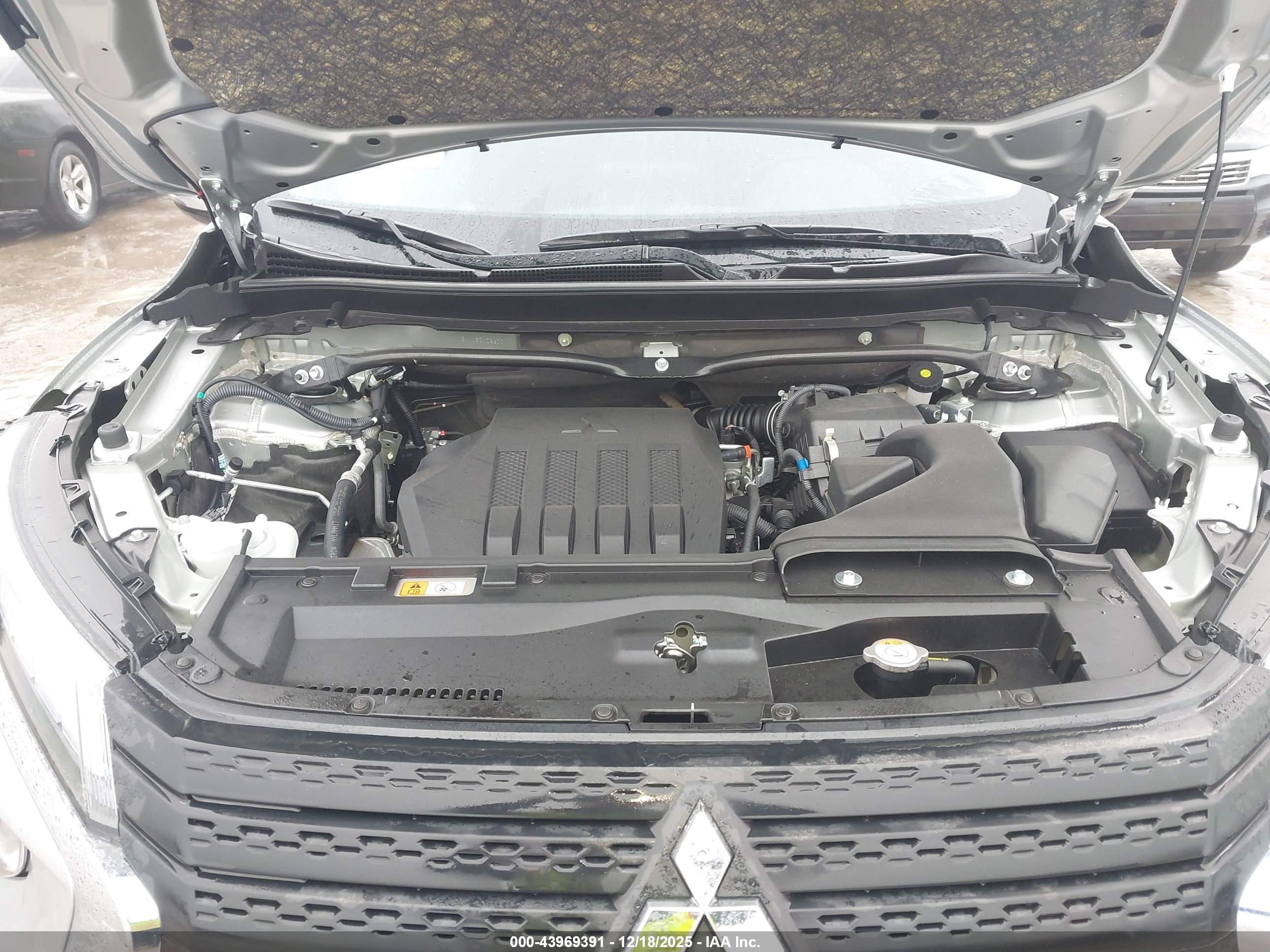 MITSUBISHI ECLIPSE image 10