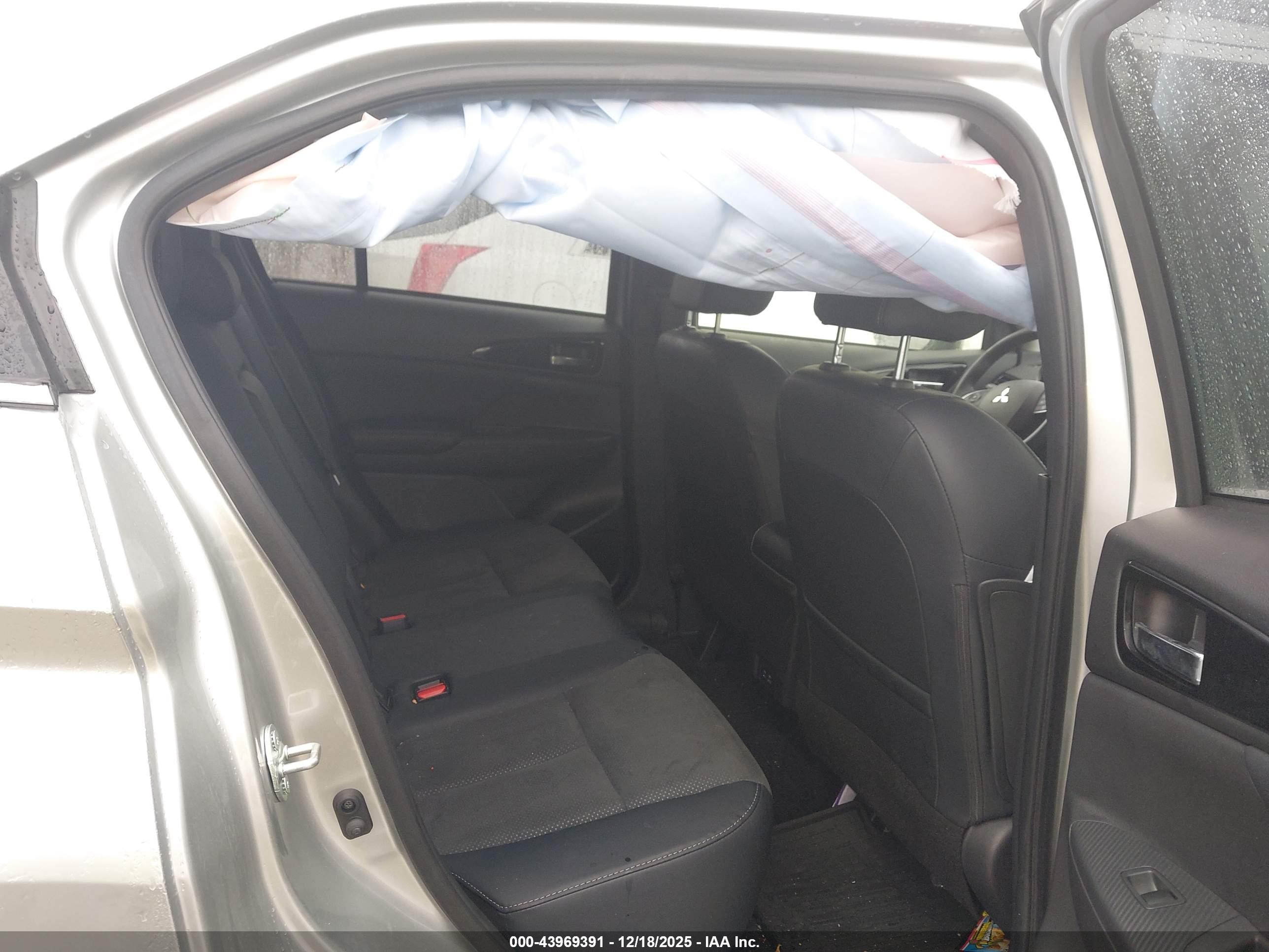 MITSUBISHI ECLIPSE image 8