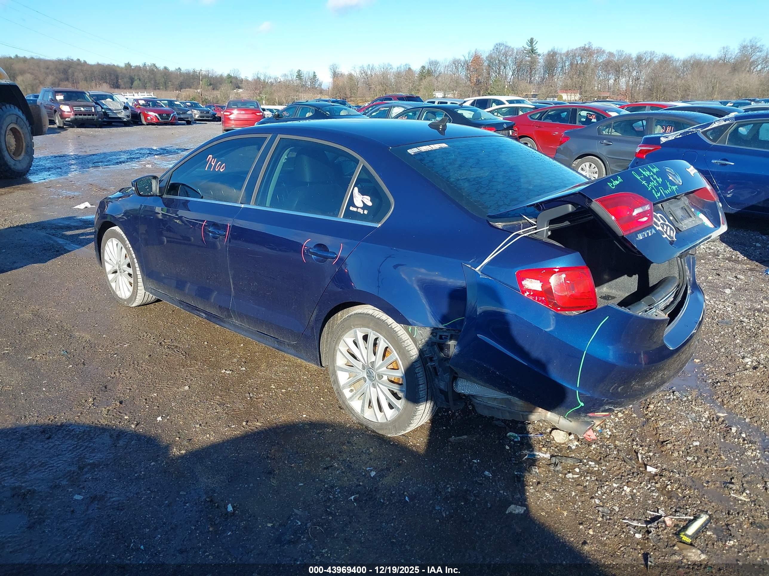 VOLKSWAGEN JETTA image 3