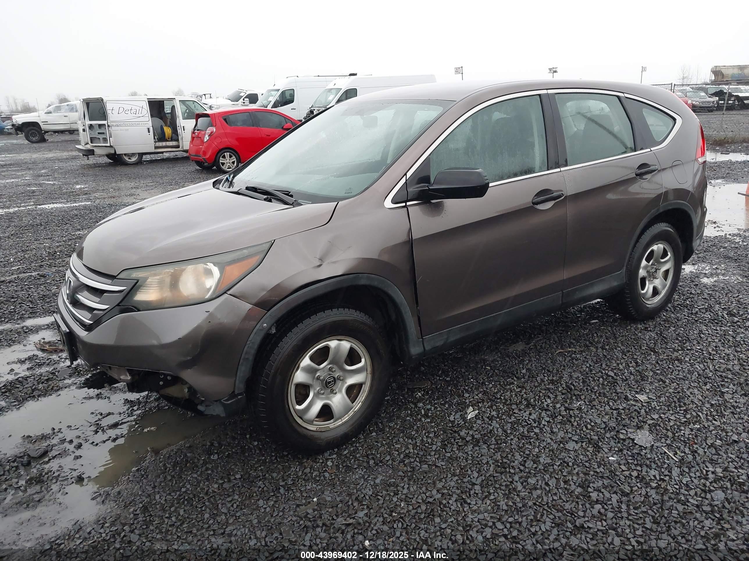 HONDA CR-V image 2