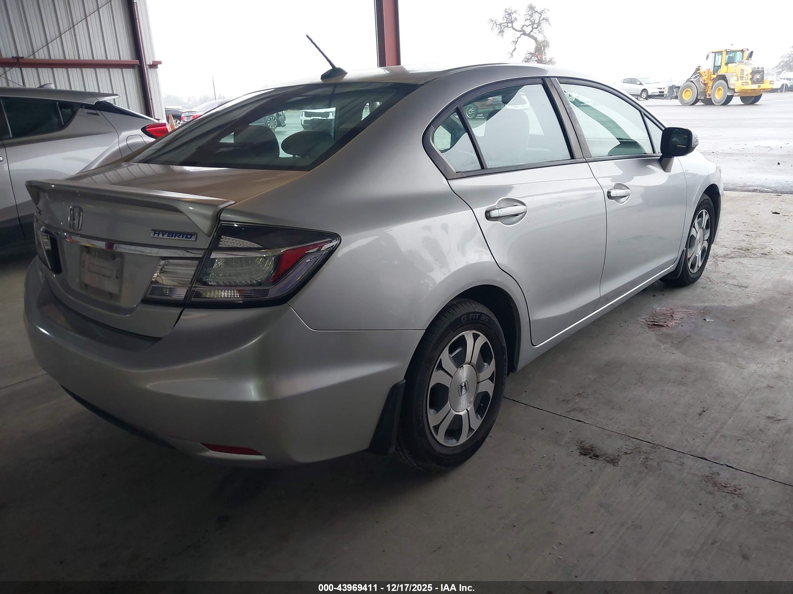 HONDA CIVIC image 4