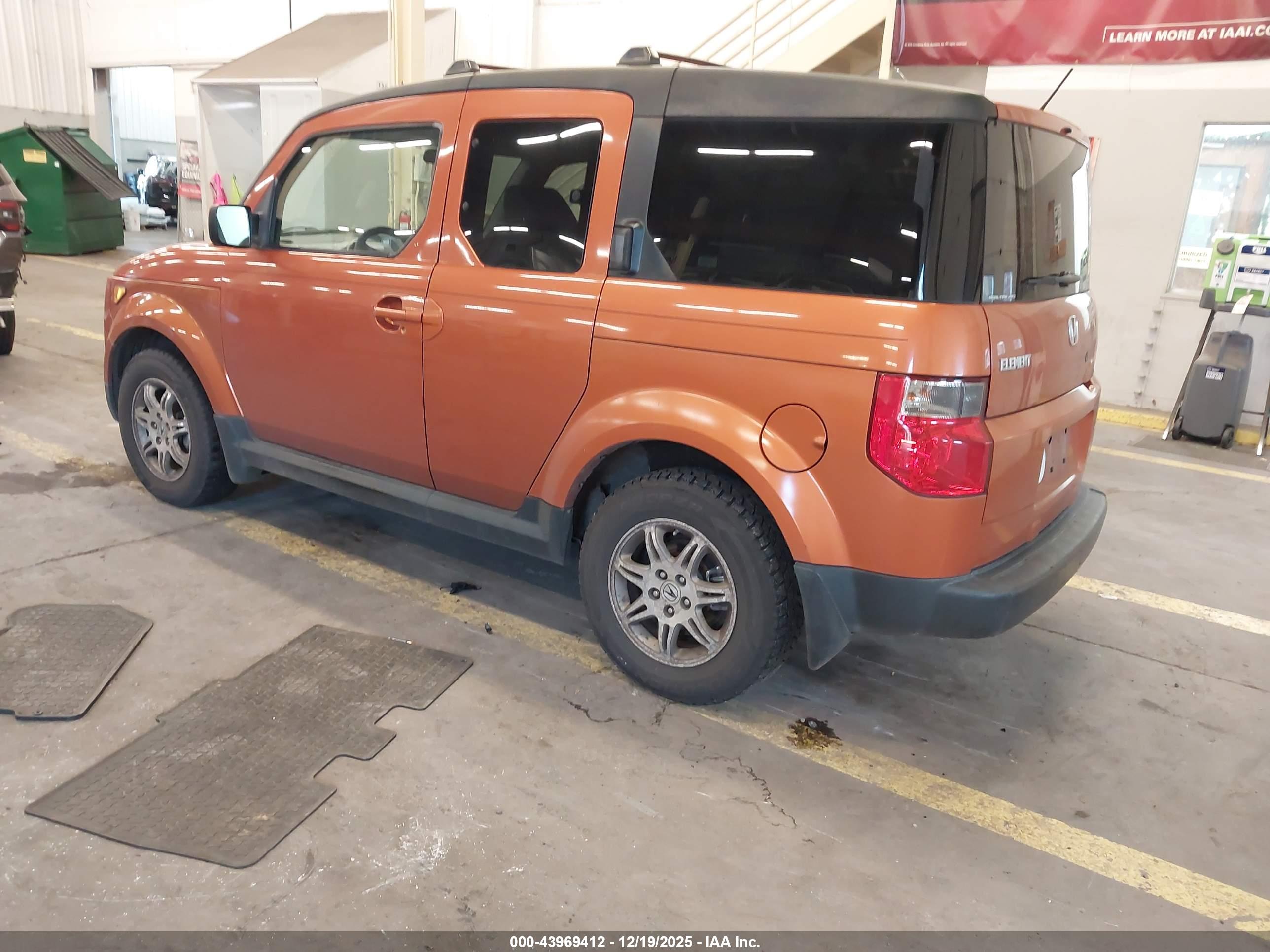 HONDA ELEMENT image 3