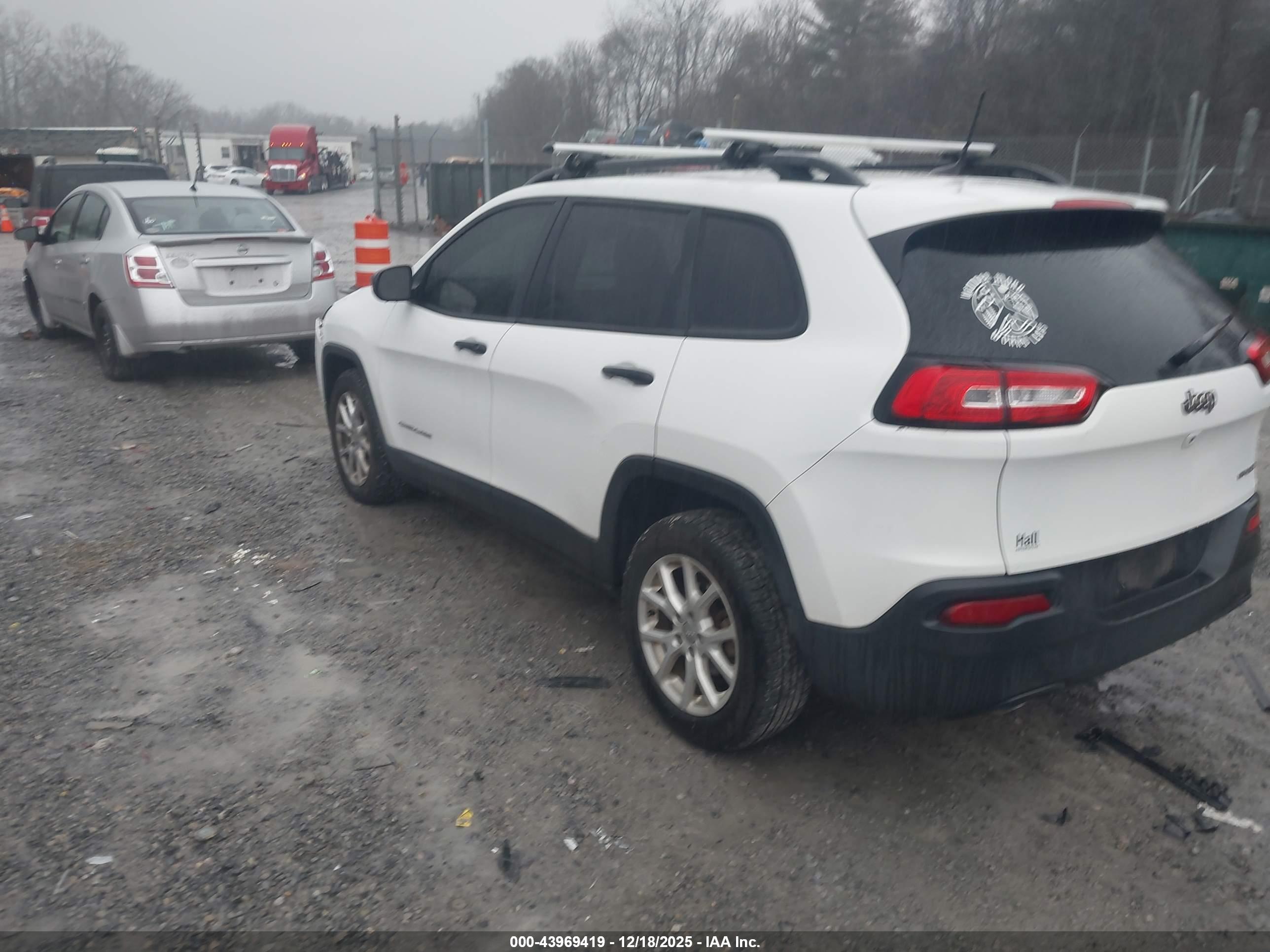 JEEP CHEROKEE image 3