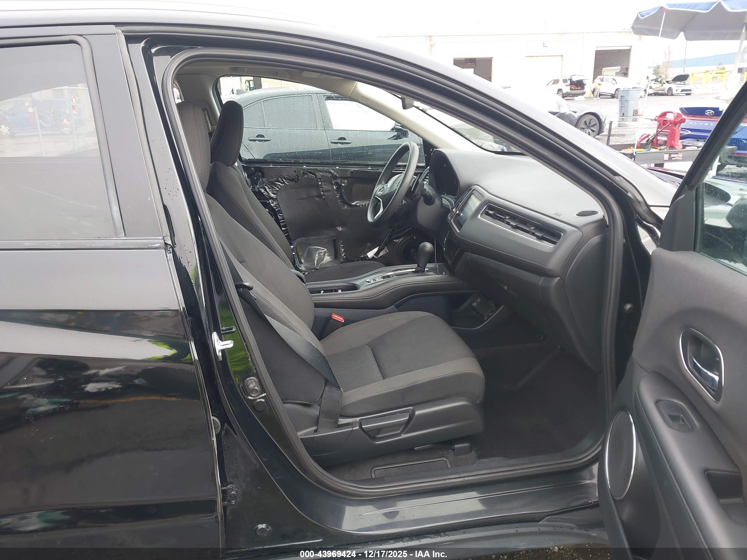 HONDA HR-V image 5