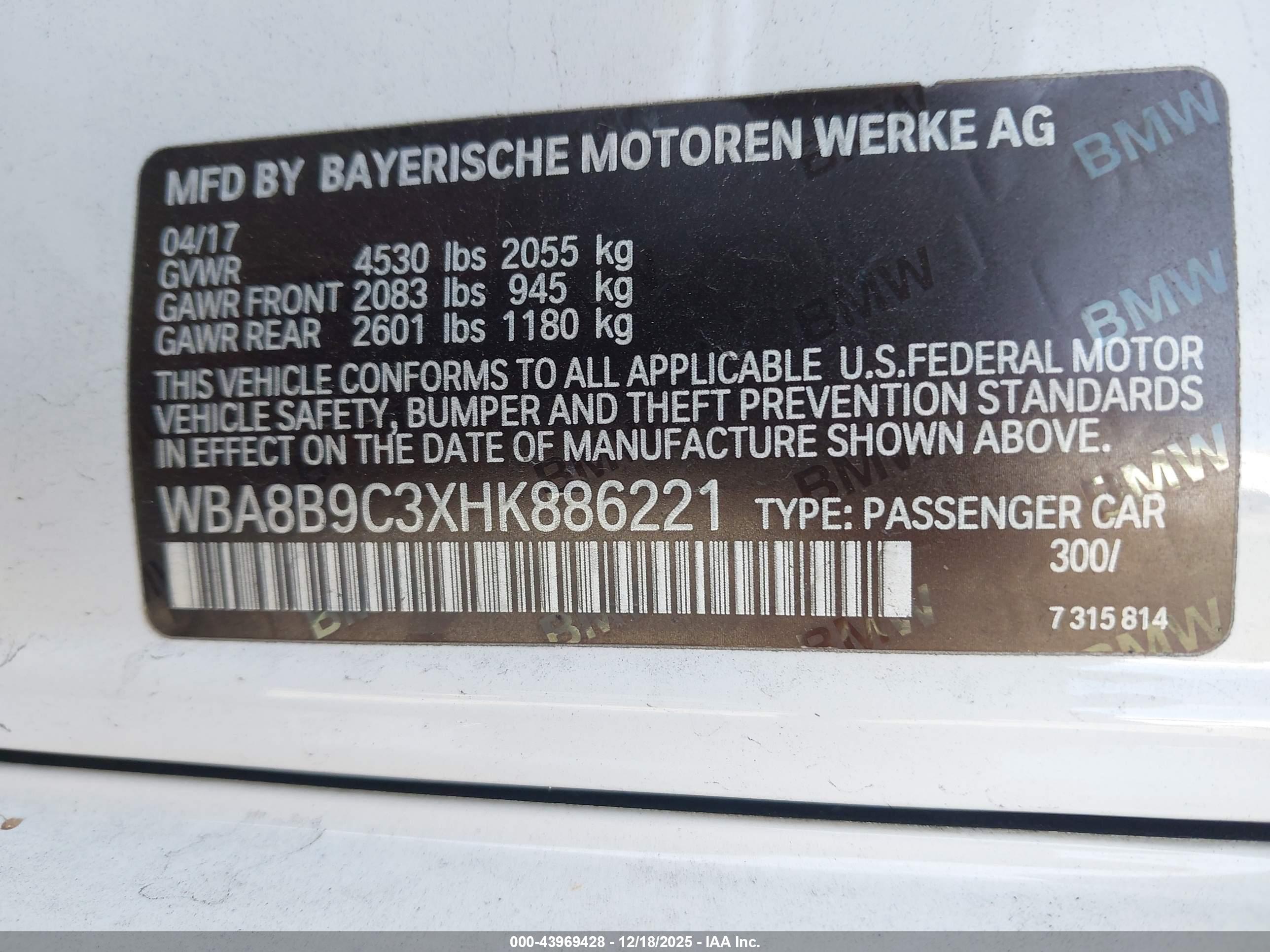 BMW 330I image 9