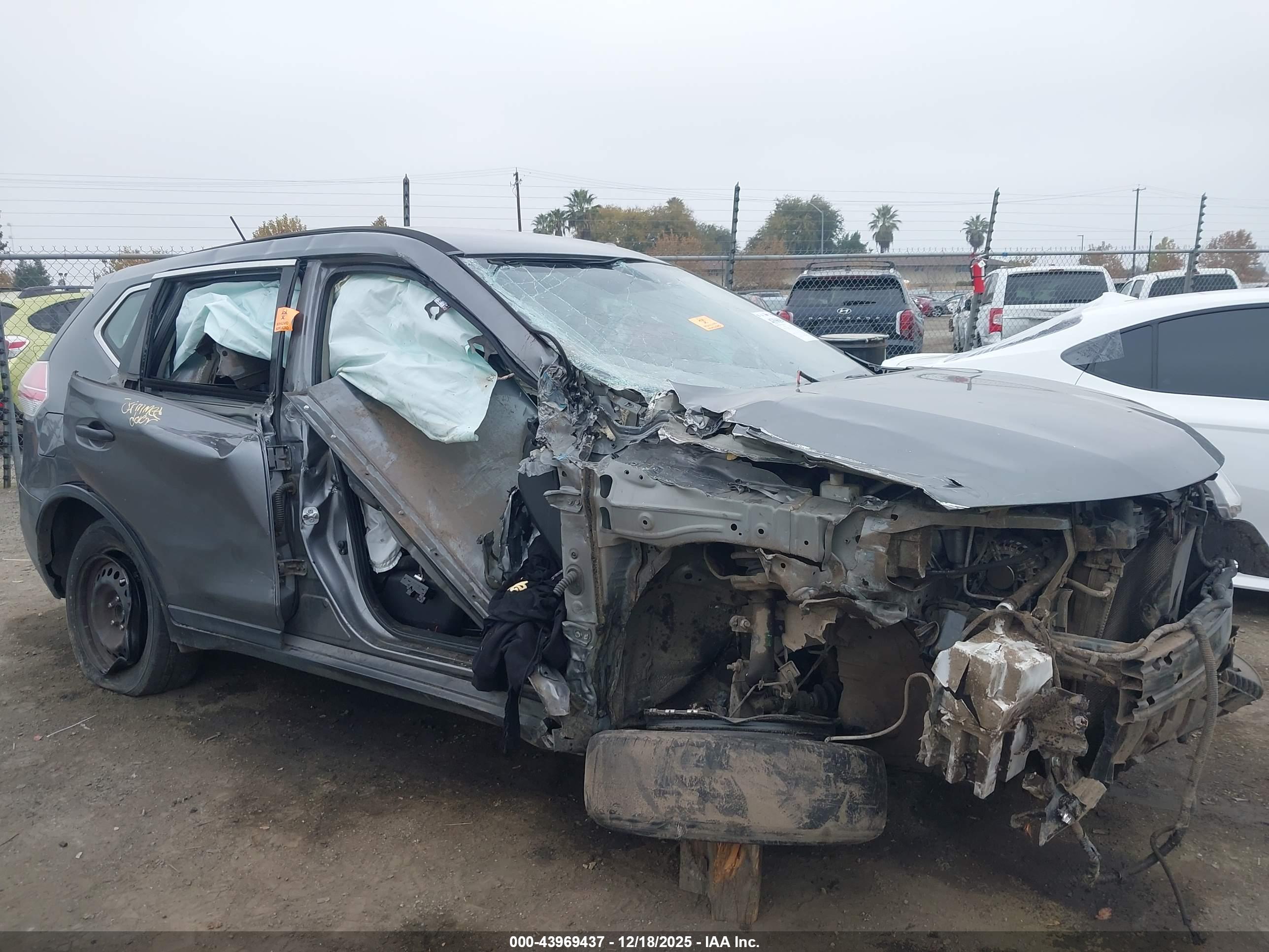 NISSAN ROGUE image 6
