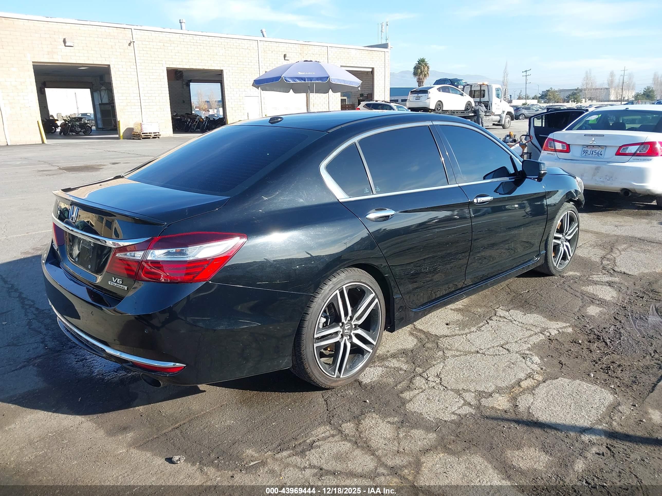 HONDA ACCORD image 4