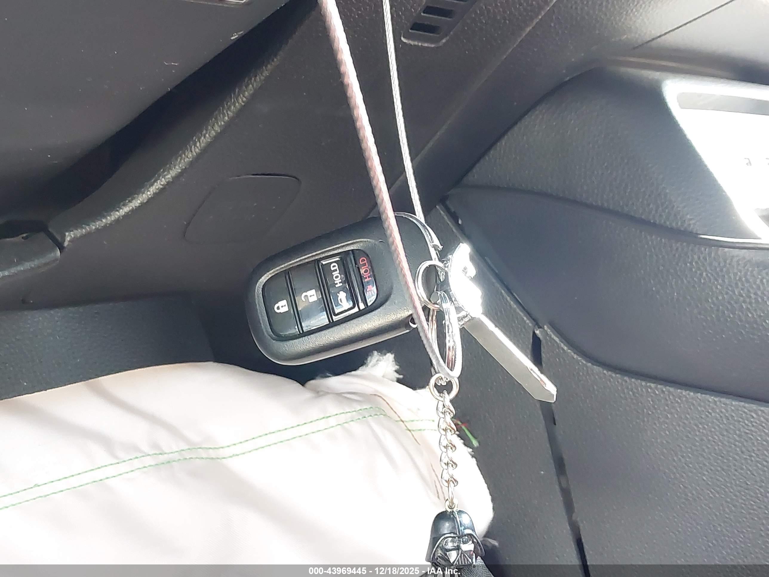 HONDA CIVIC image 11