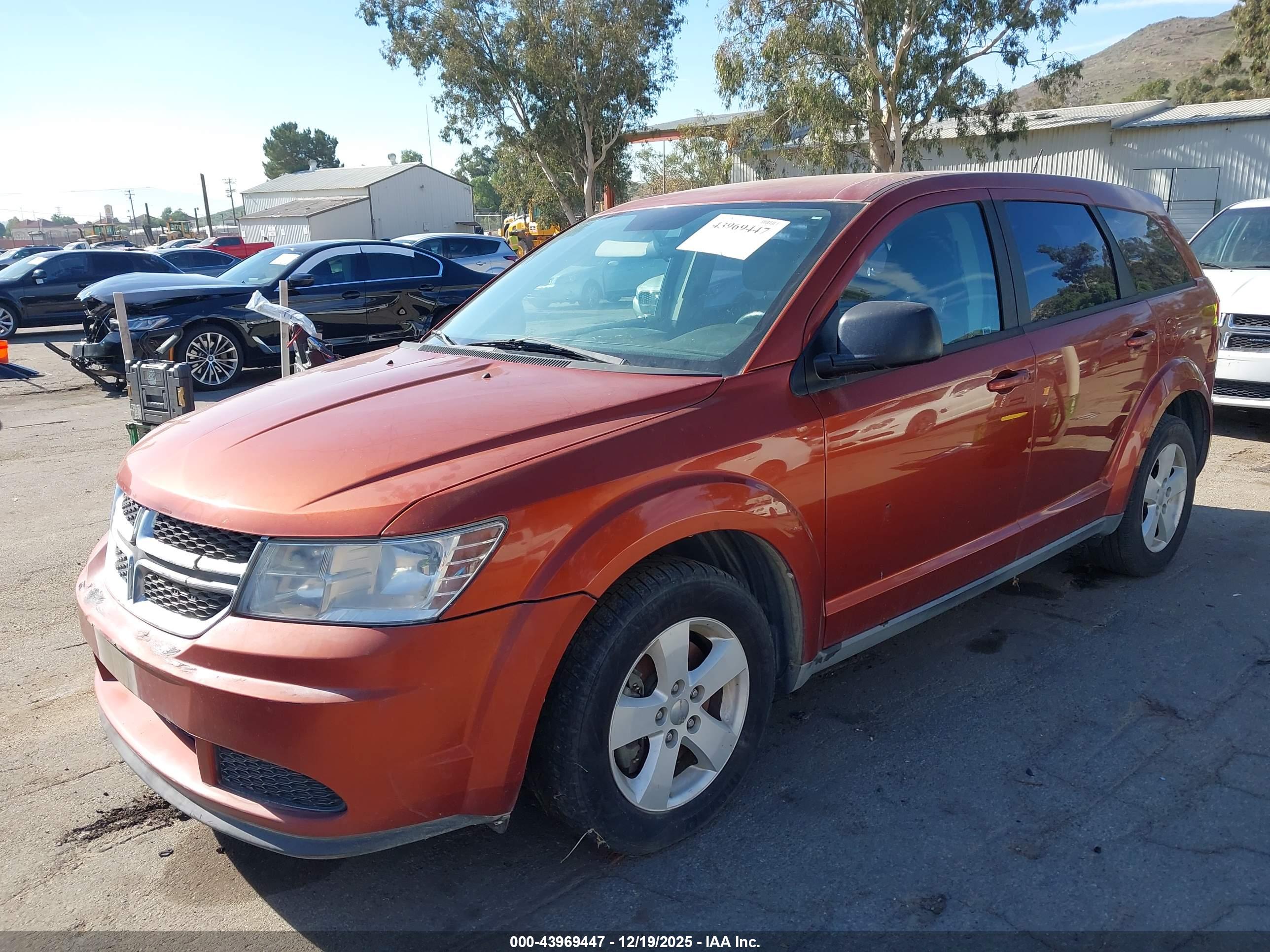 DODGE JOURNEY image 2