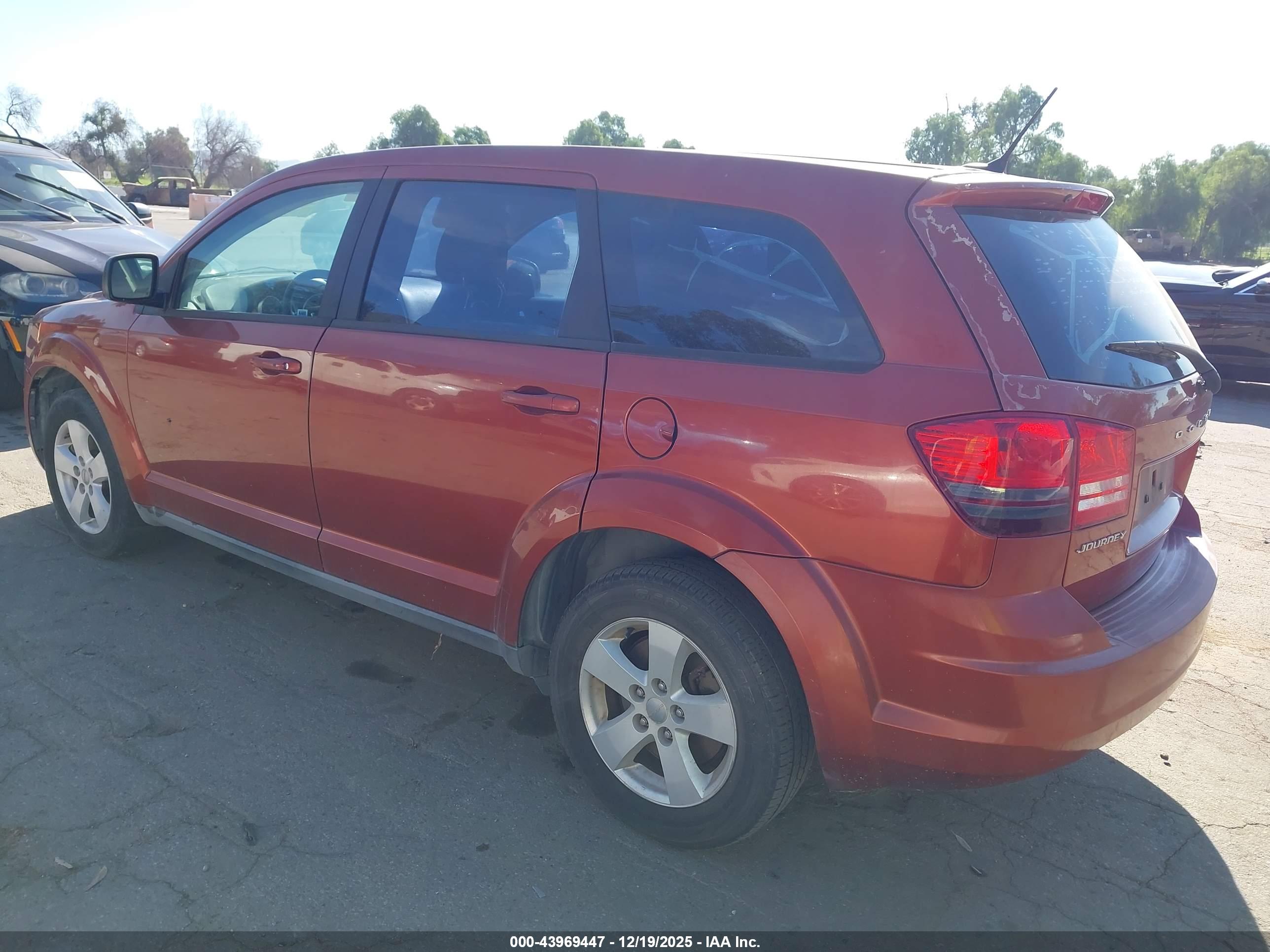 DODGE JOURNEY image 3
