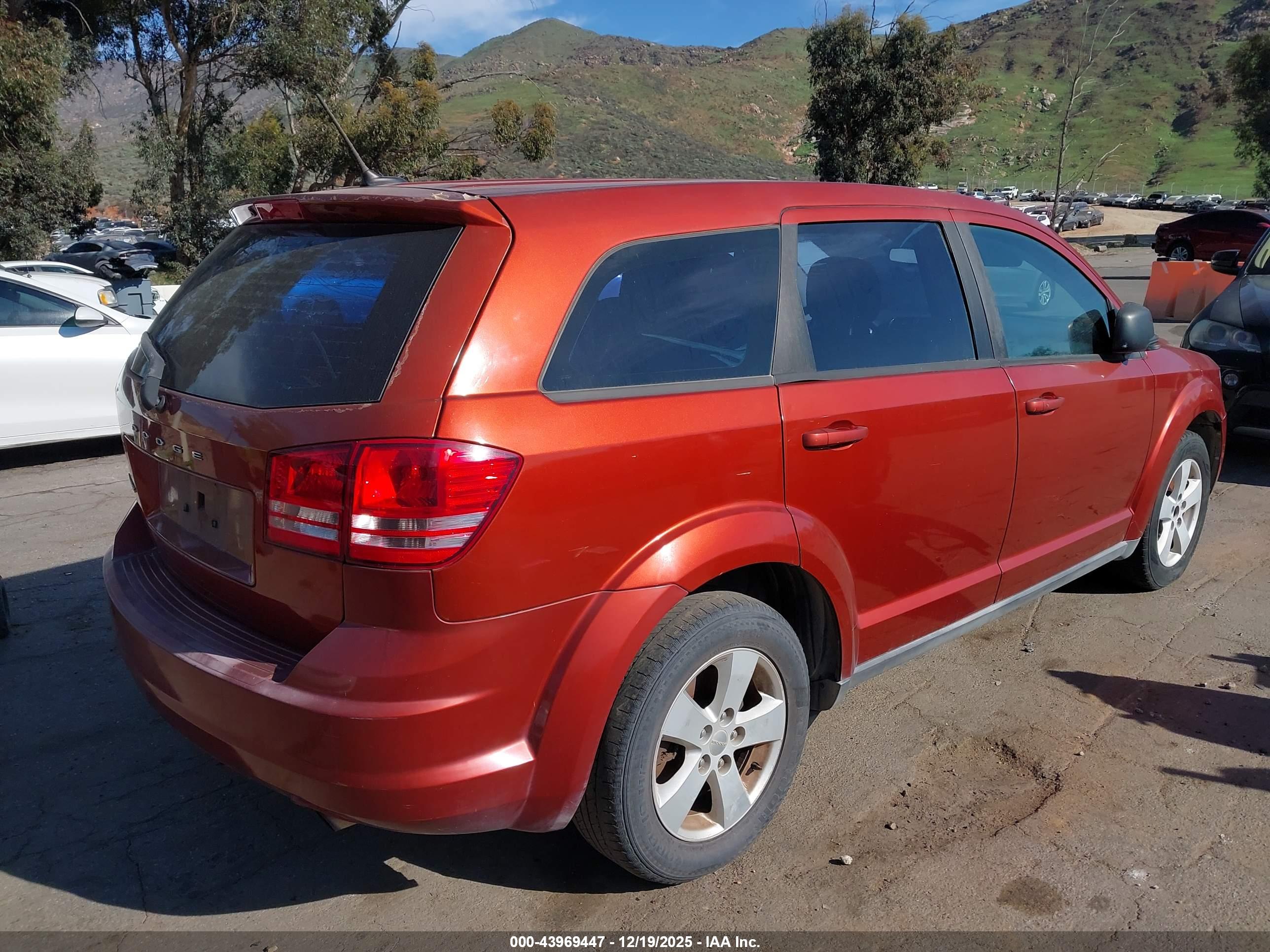 DODGE JOURNEY image 4