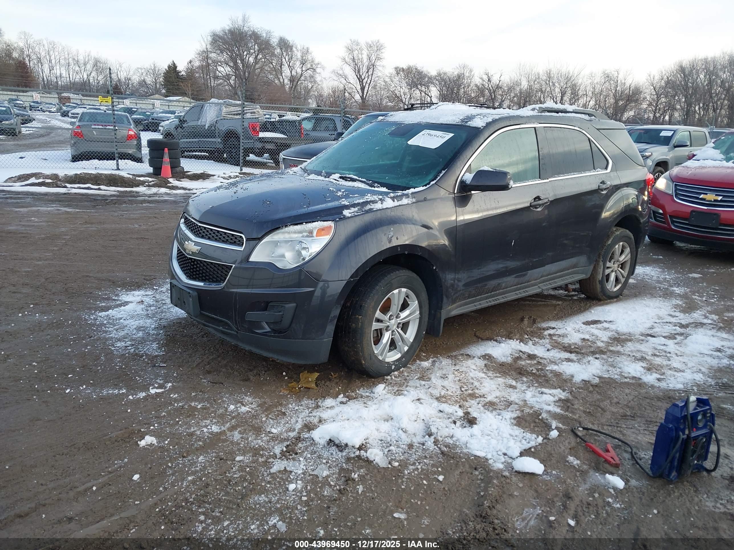 CHEVROLET EQUINOX image 2