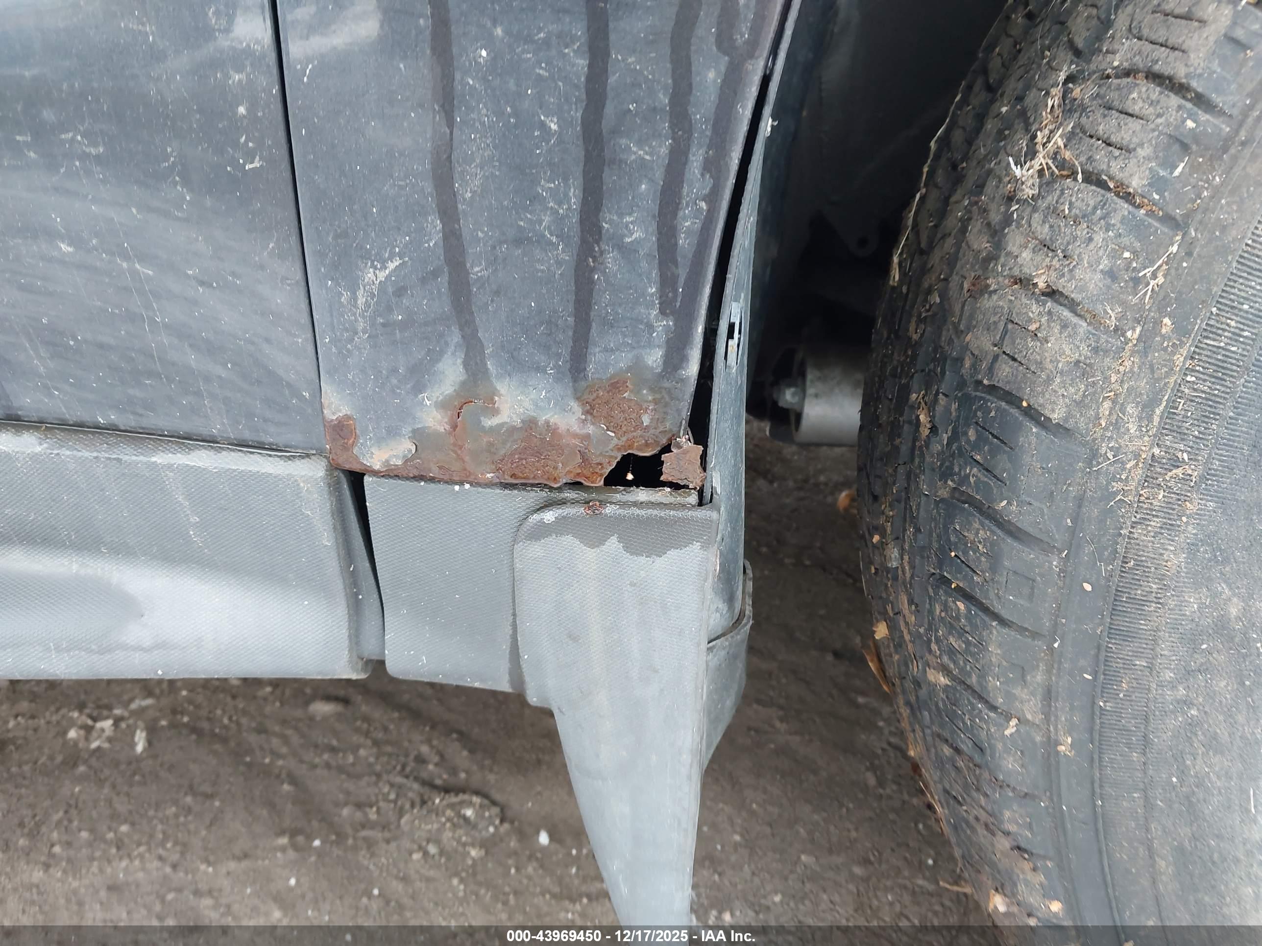 CHEVROLET EQUINOX image 6