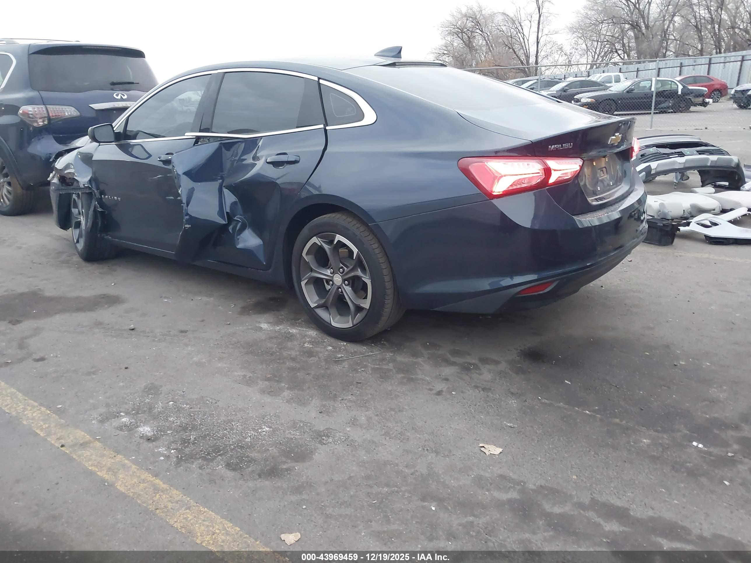 CHEVROLET MALIBU image 3
