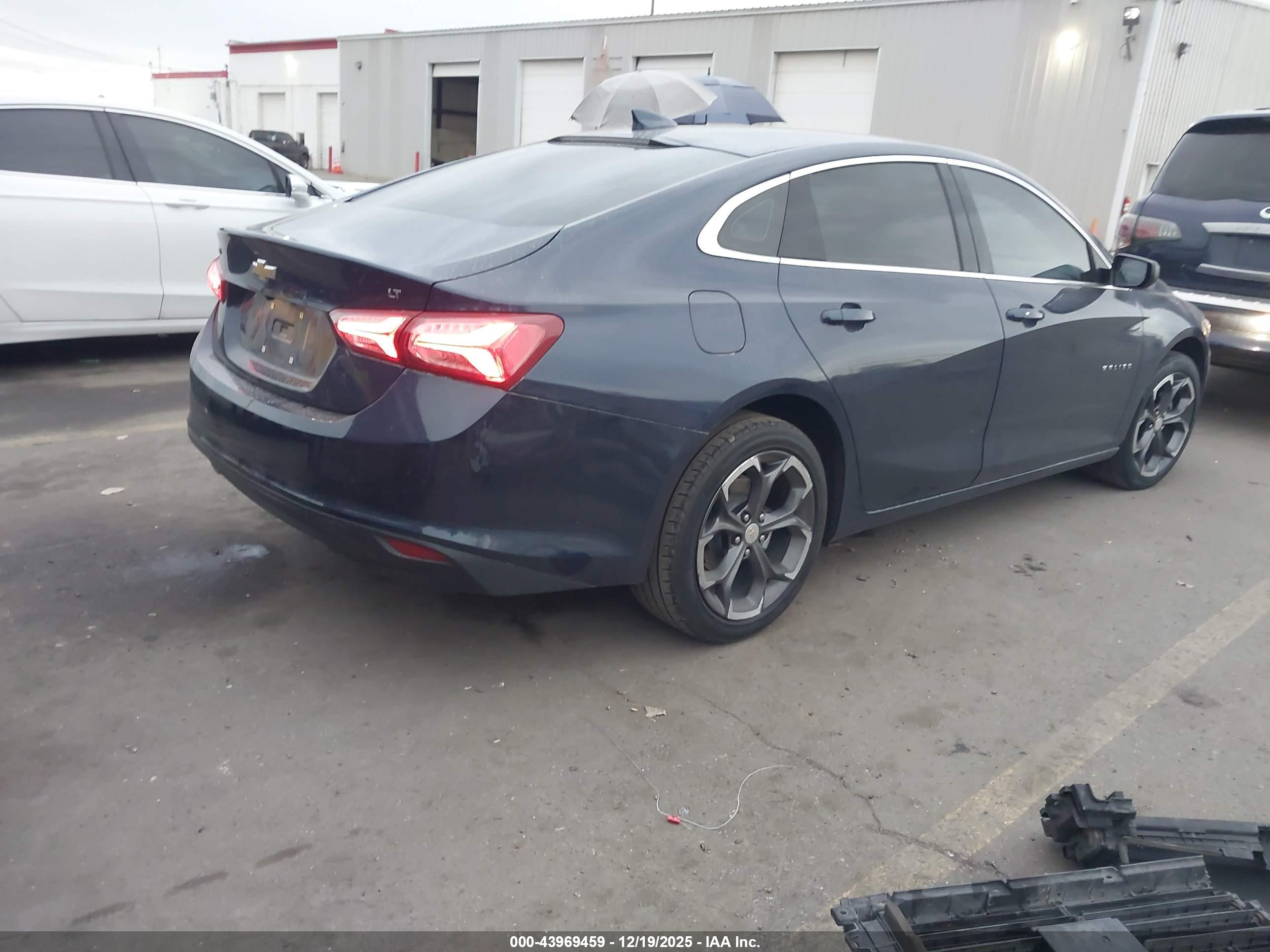 CHEVROLET MALIBU image 4