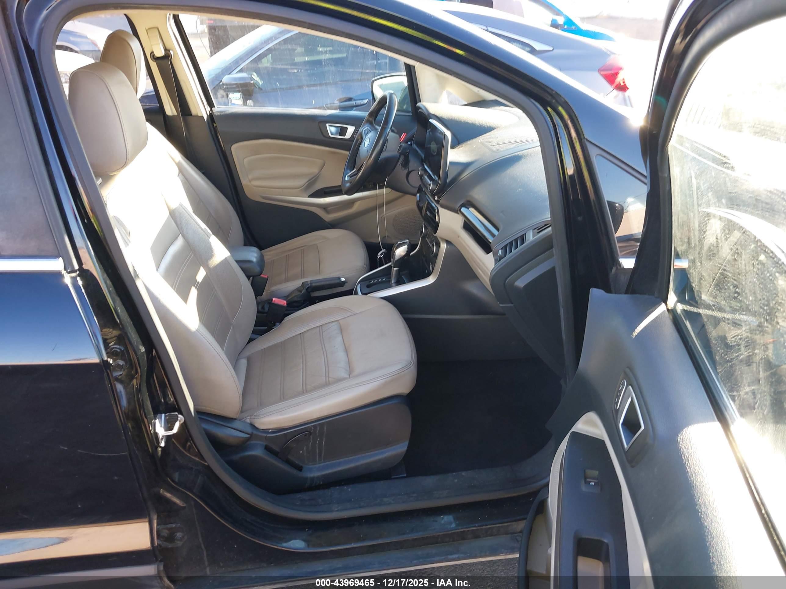 FORD ECOSPORT image 5