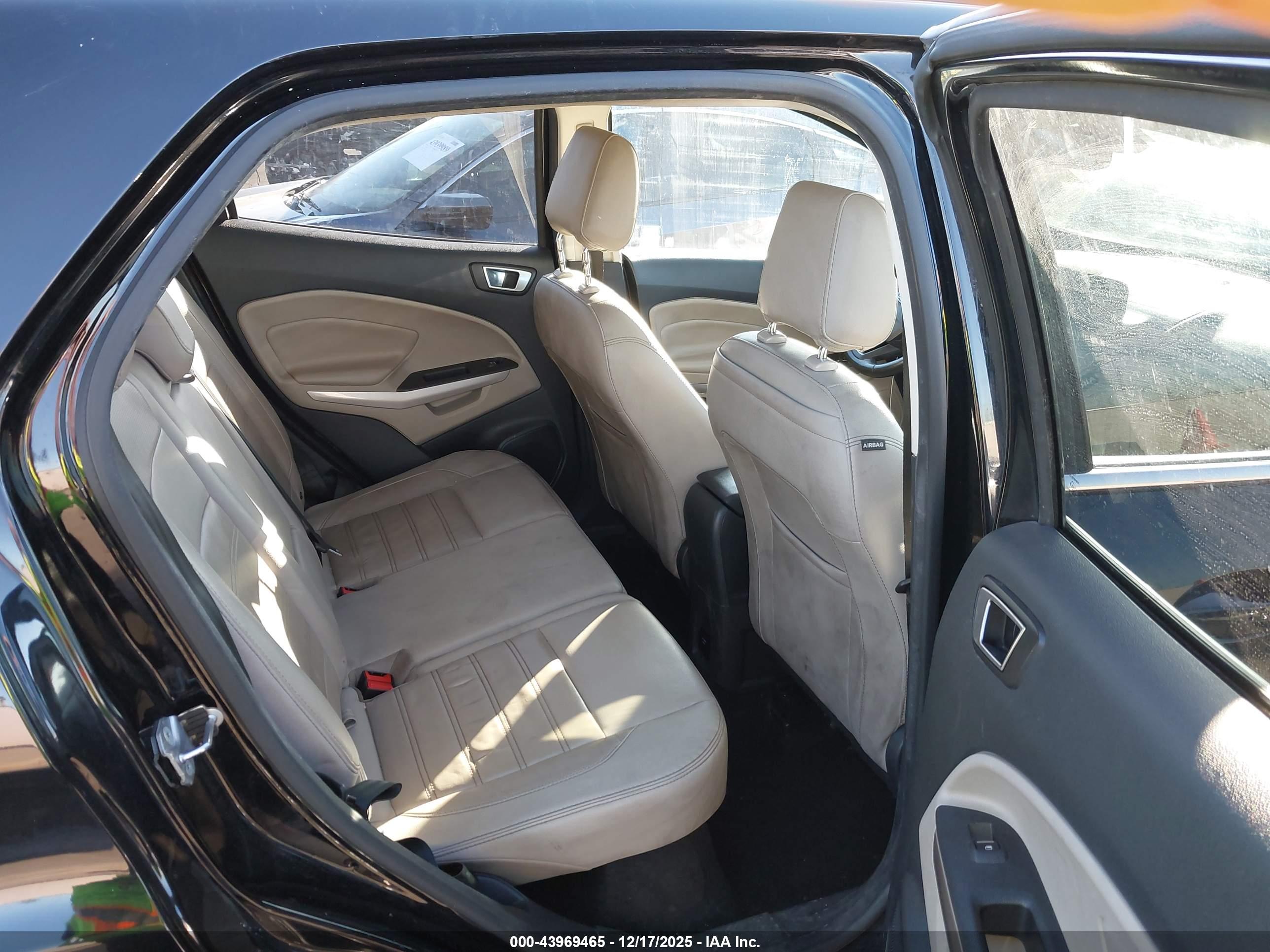 FORD ECOSPORT image 8