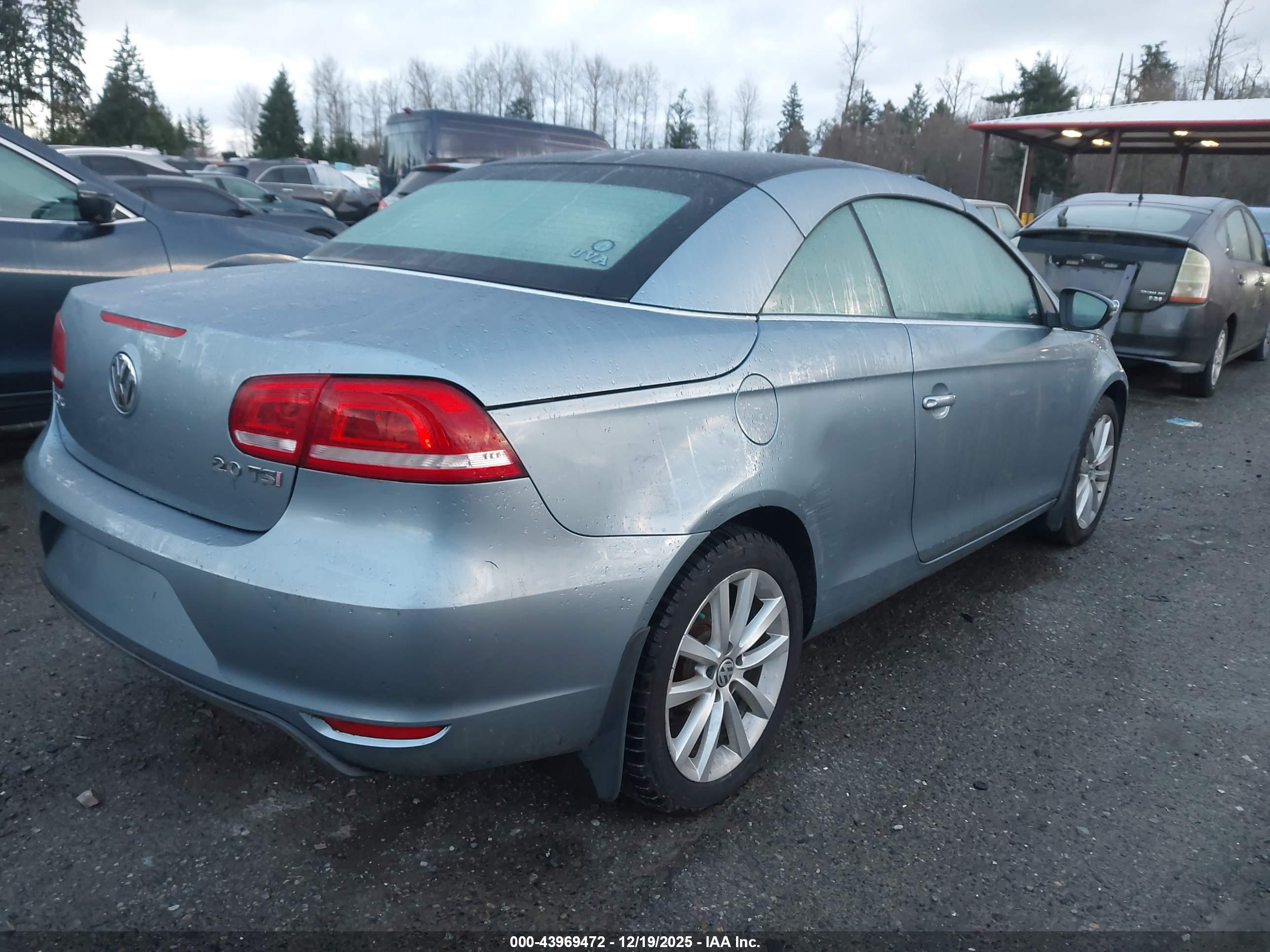 VOLKSWAGEN EOS image 4