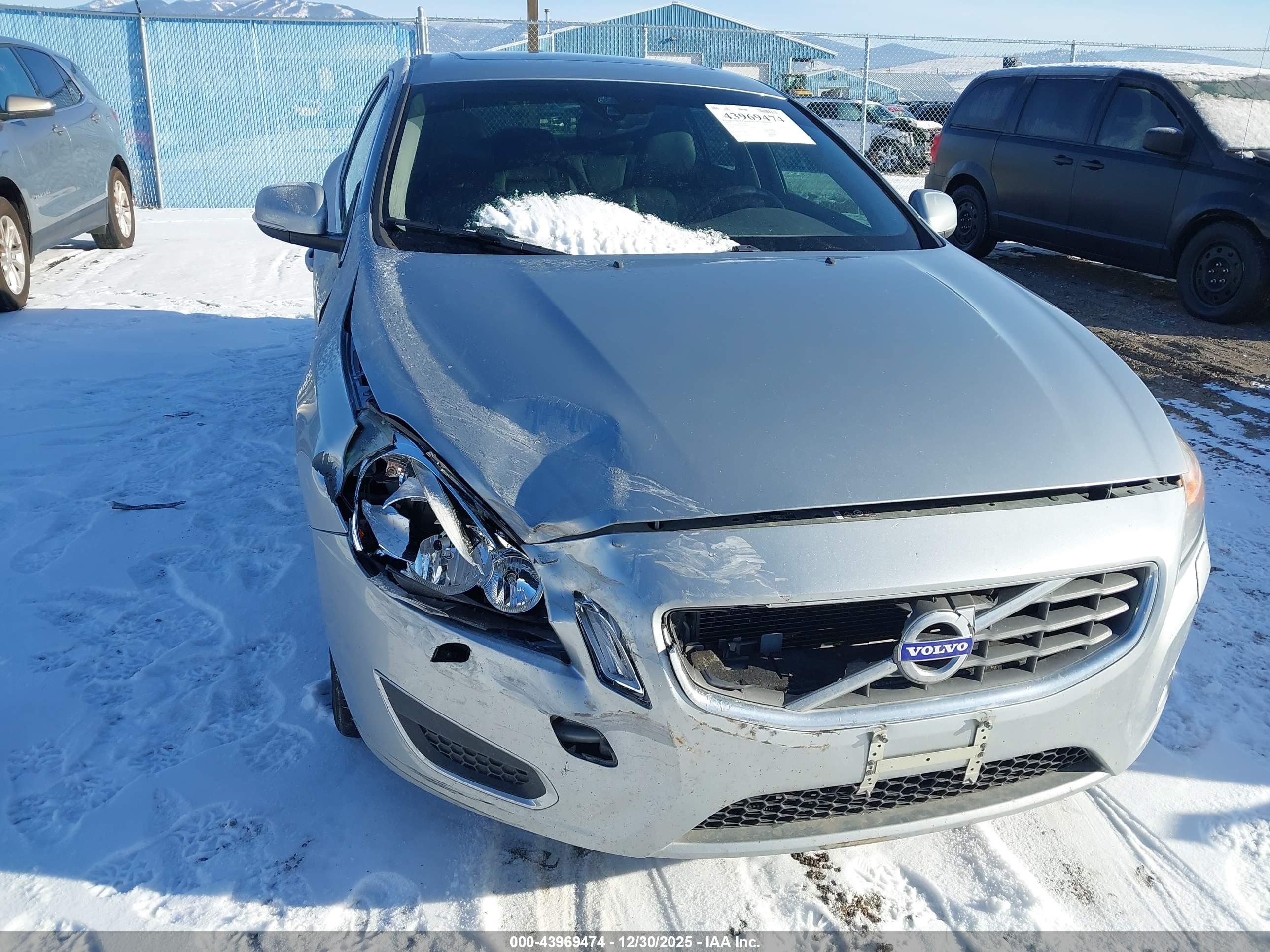 VOLVO S60 image 6