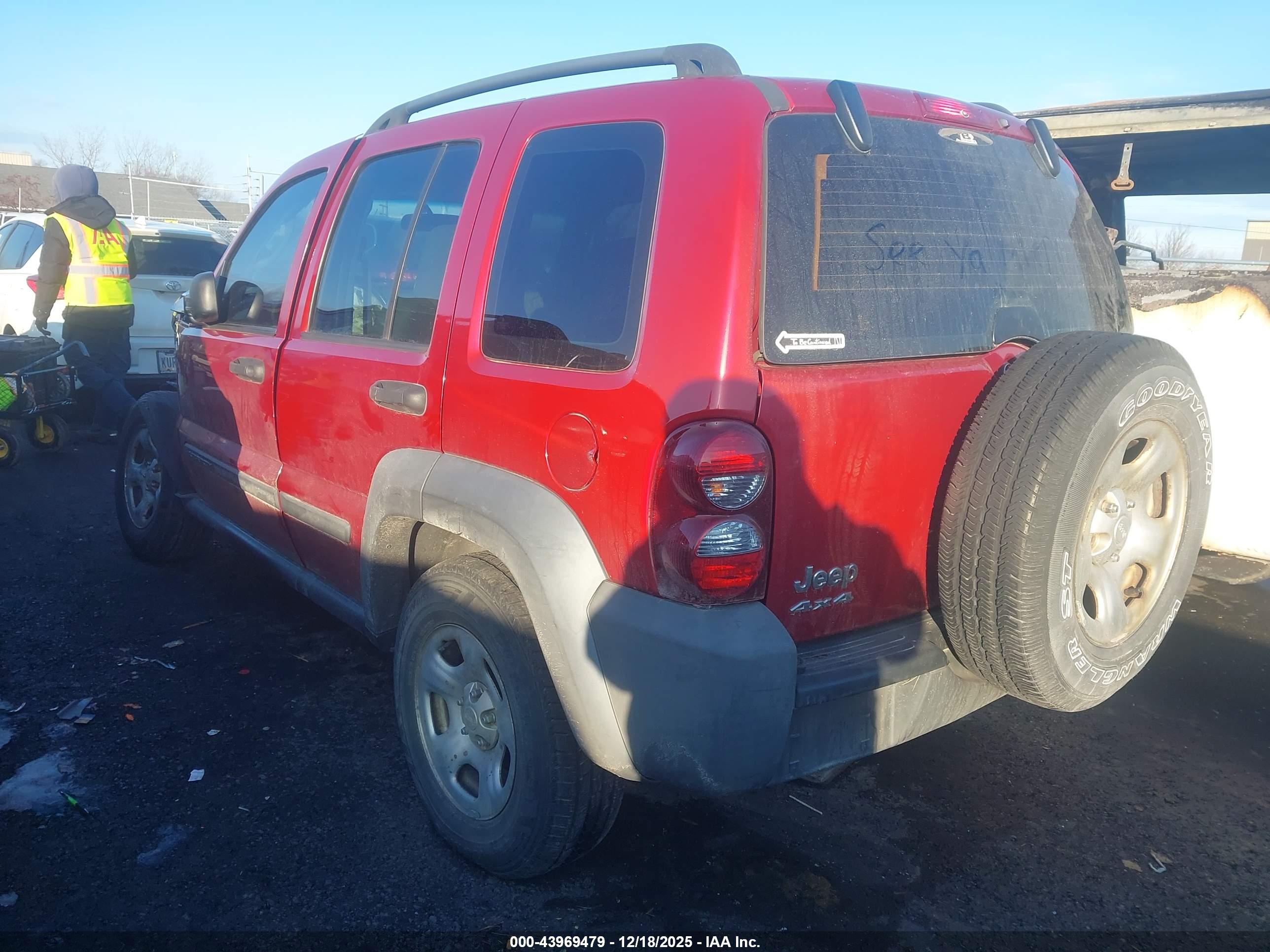 JEEP LIBERTY image 3