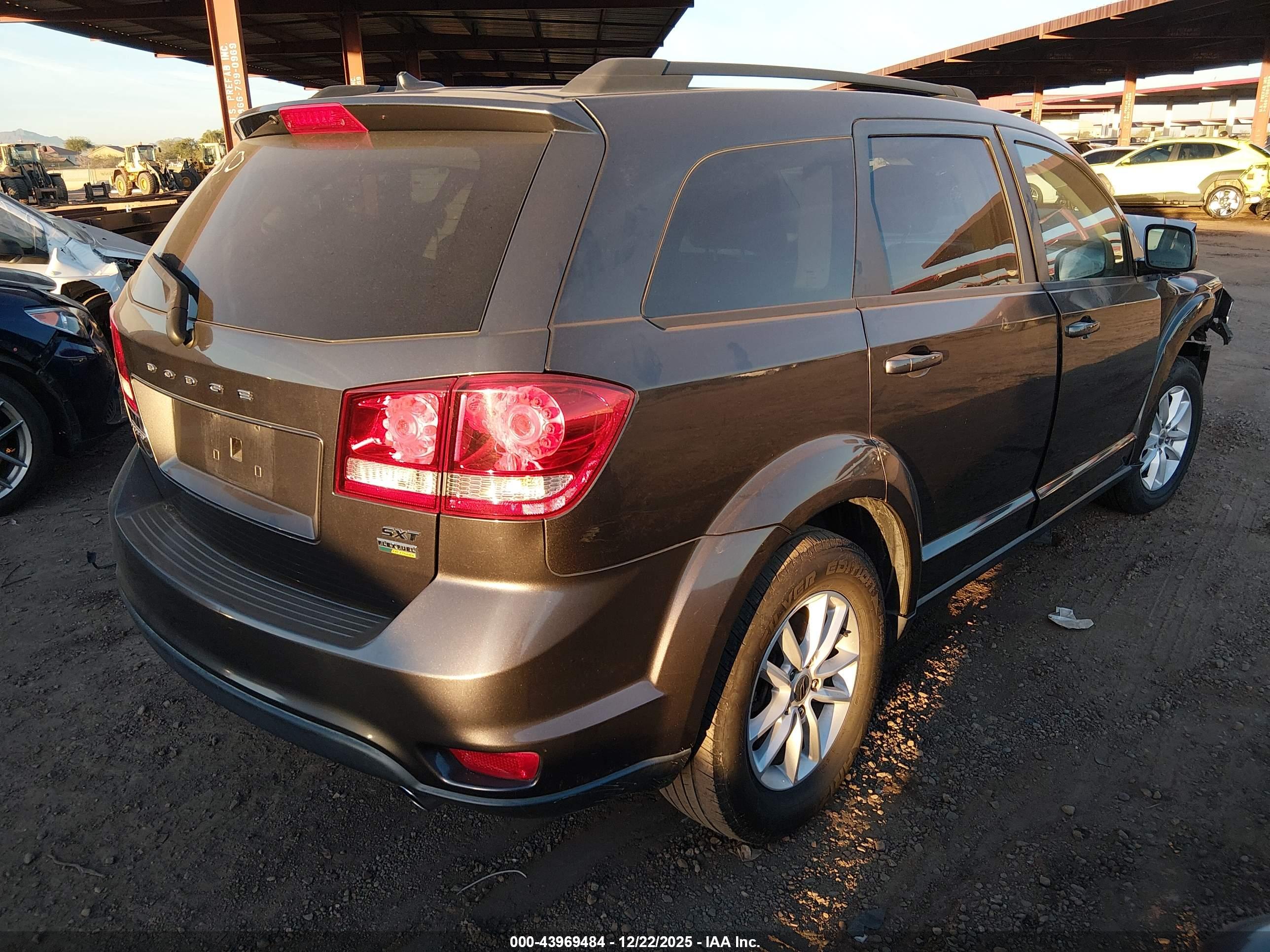 DODGE JOURNEY image 4