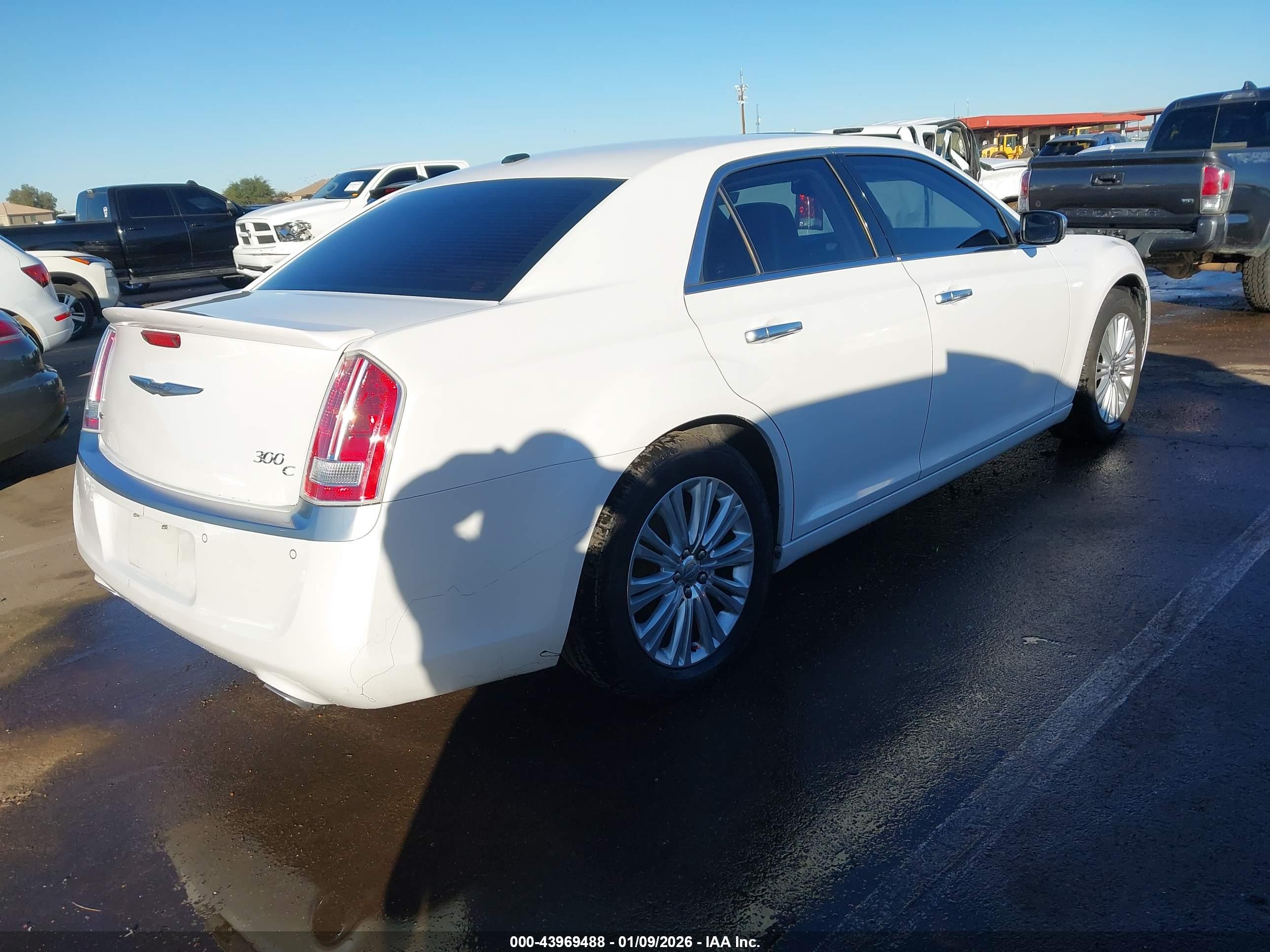 CHRYSLER 300C image 4