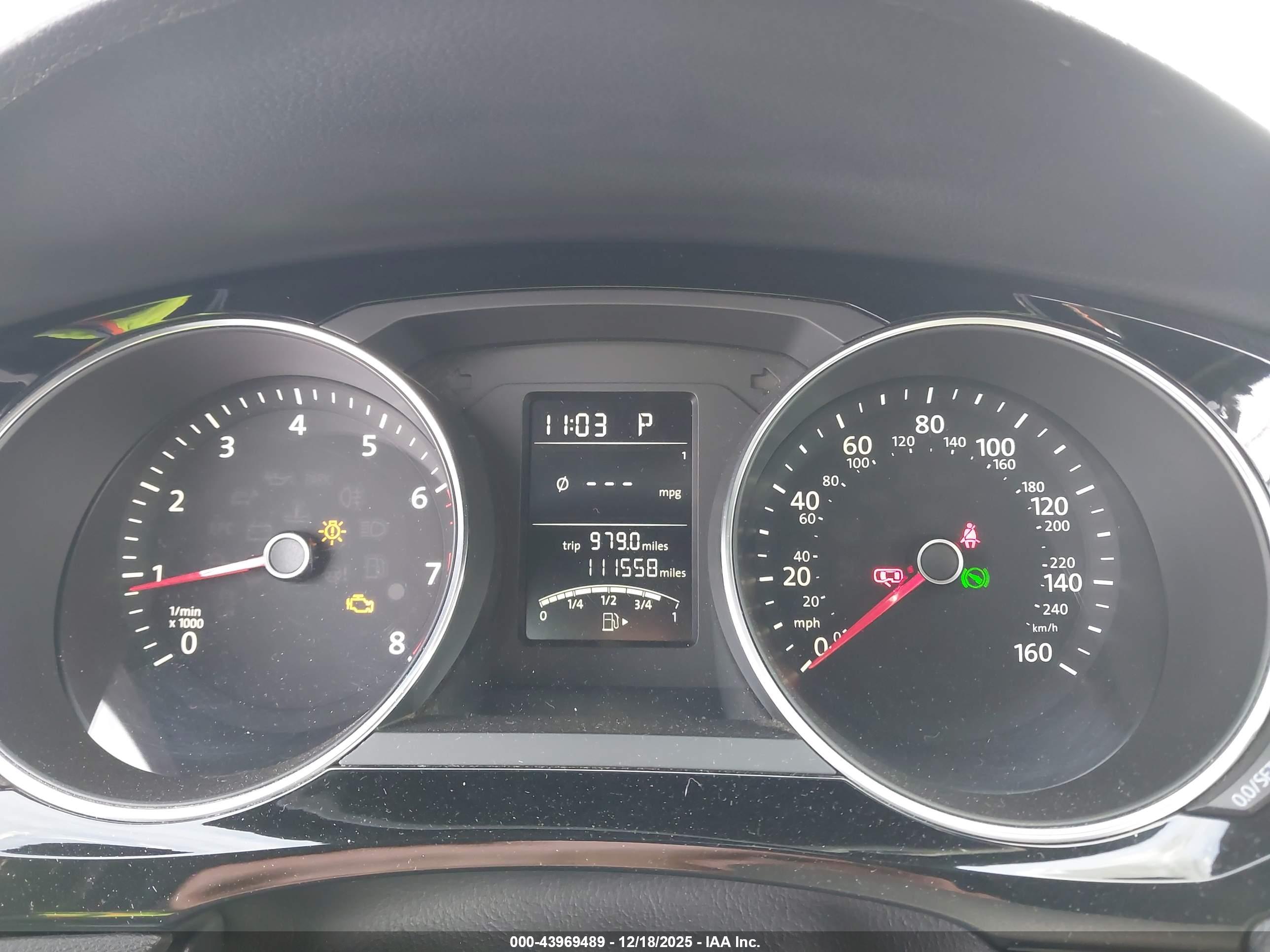 VOLKSWAGEN JETTA image 7